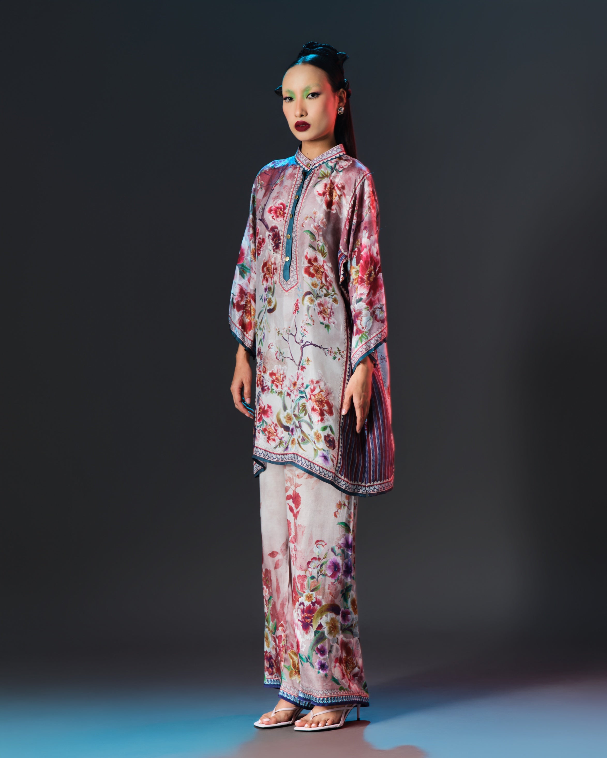 Ikebana : Ghazal - Beige
