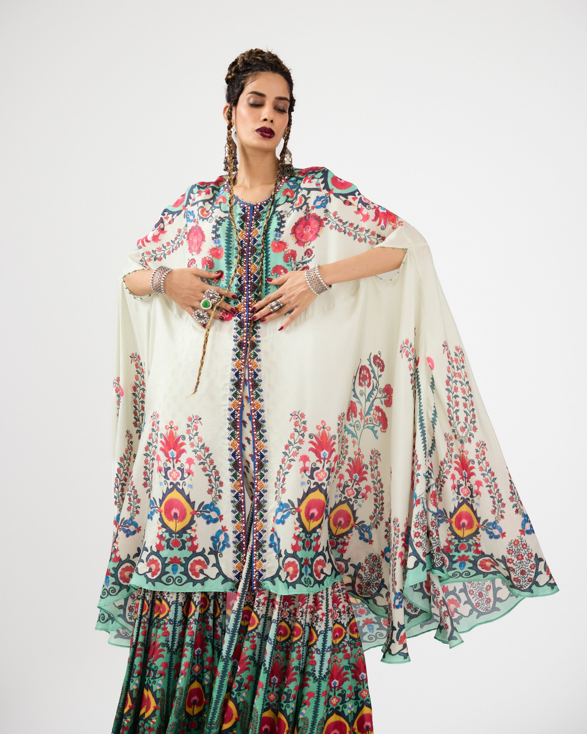 A Bukhara Summer : Caprice/Sharara - Mint