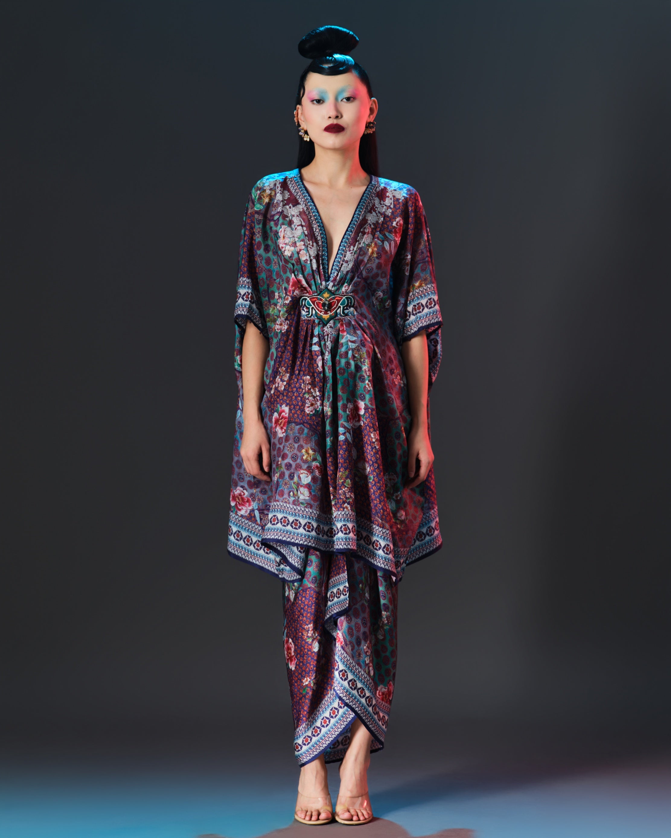Ikebana : Maya/Indonesia - Multi