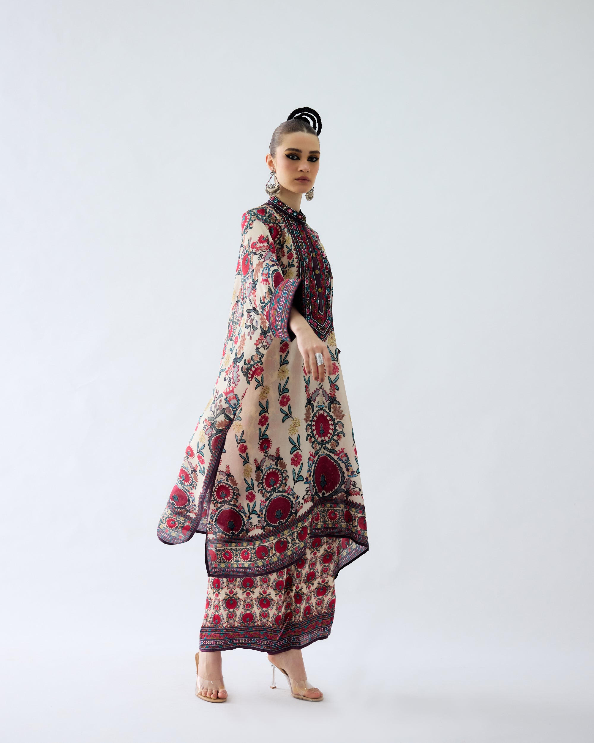 Bukhara : Chantelle - Maroon