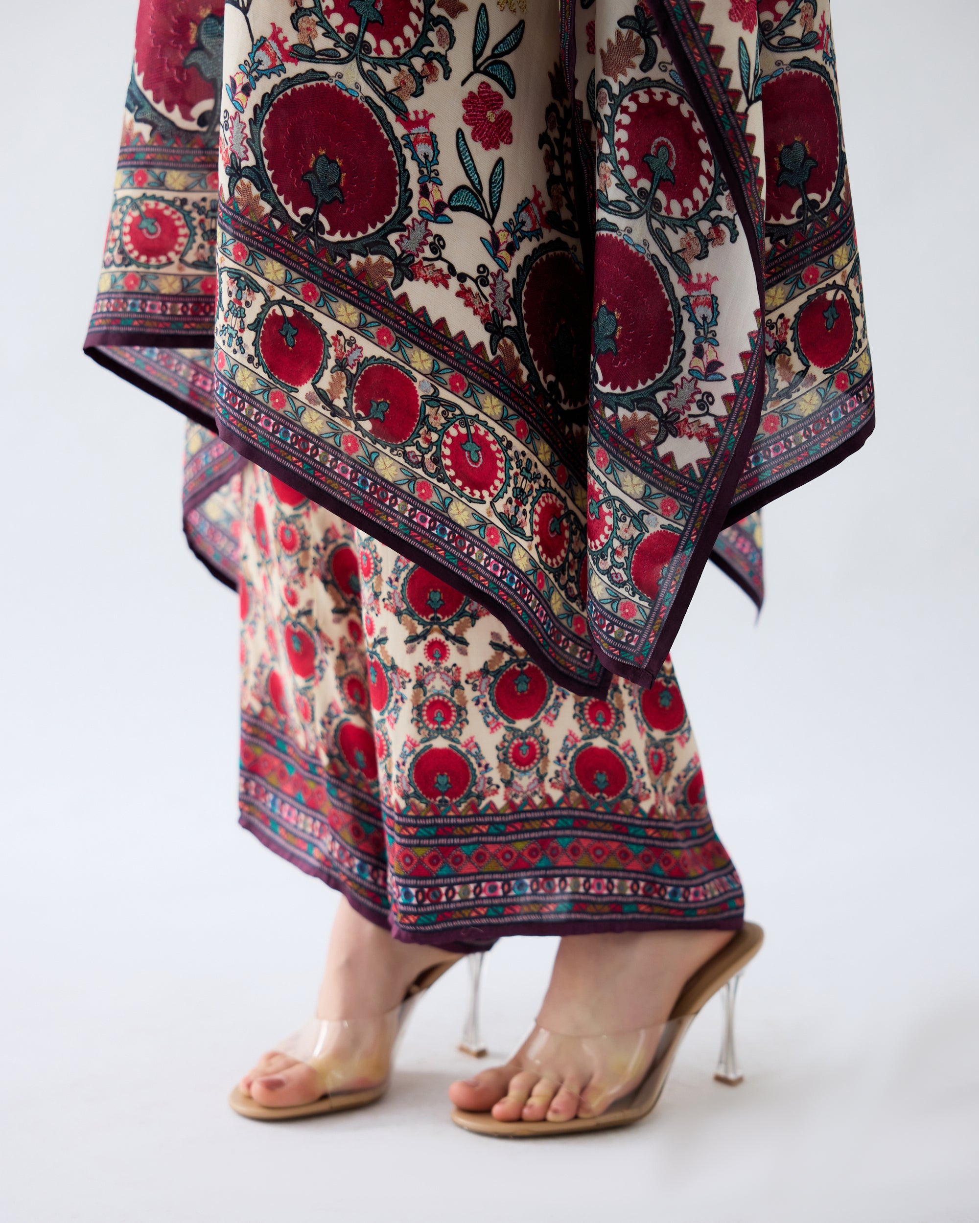 Bukhara : Chantelle - Maroon