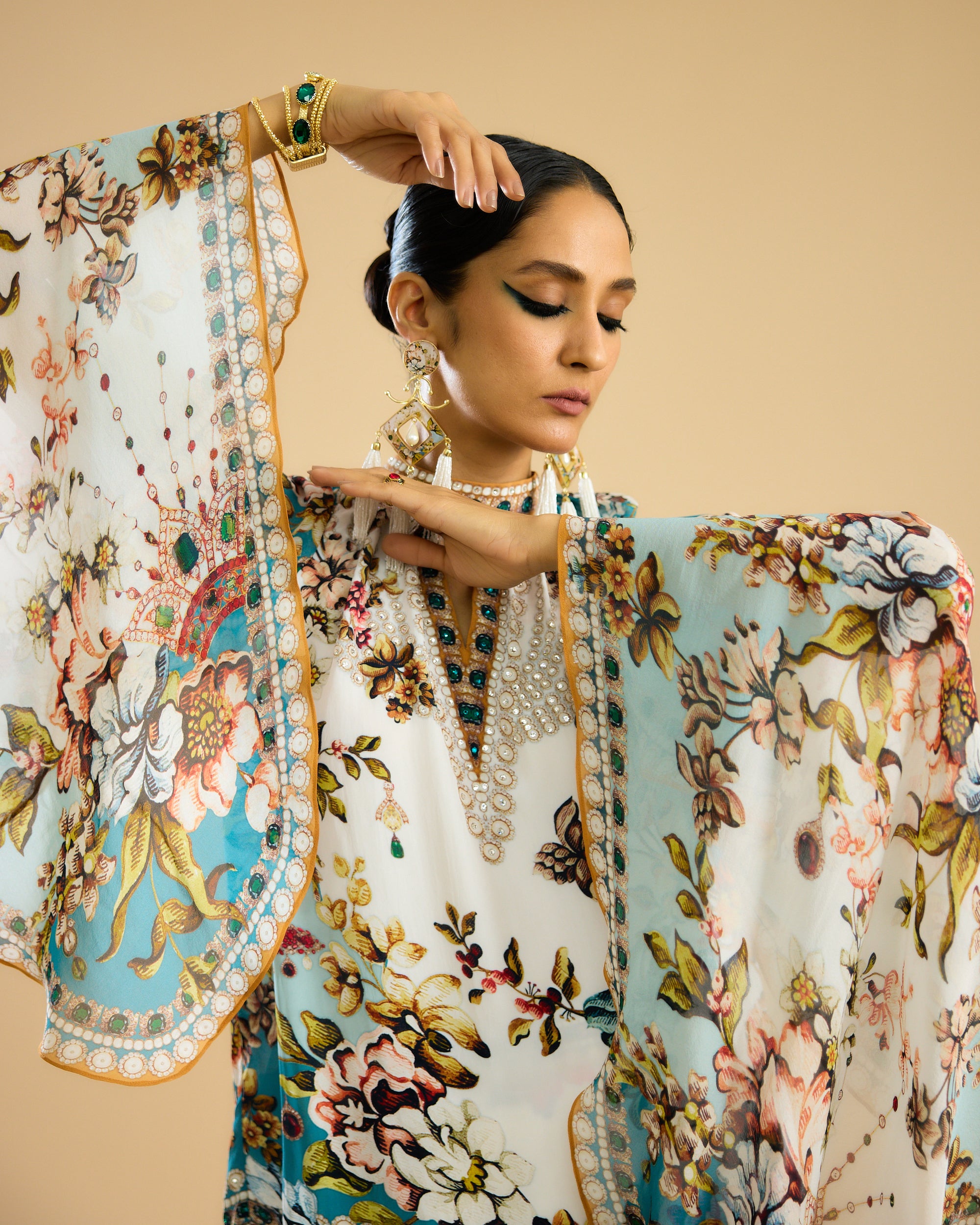Nizam : Misba - Ivory/Aqua