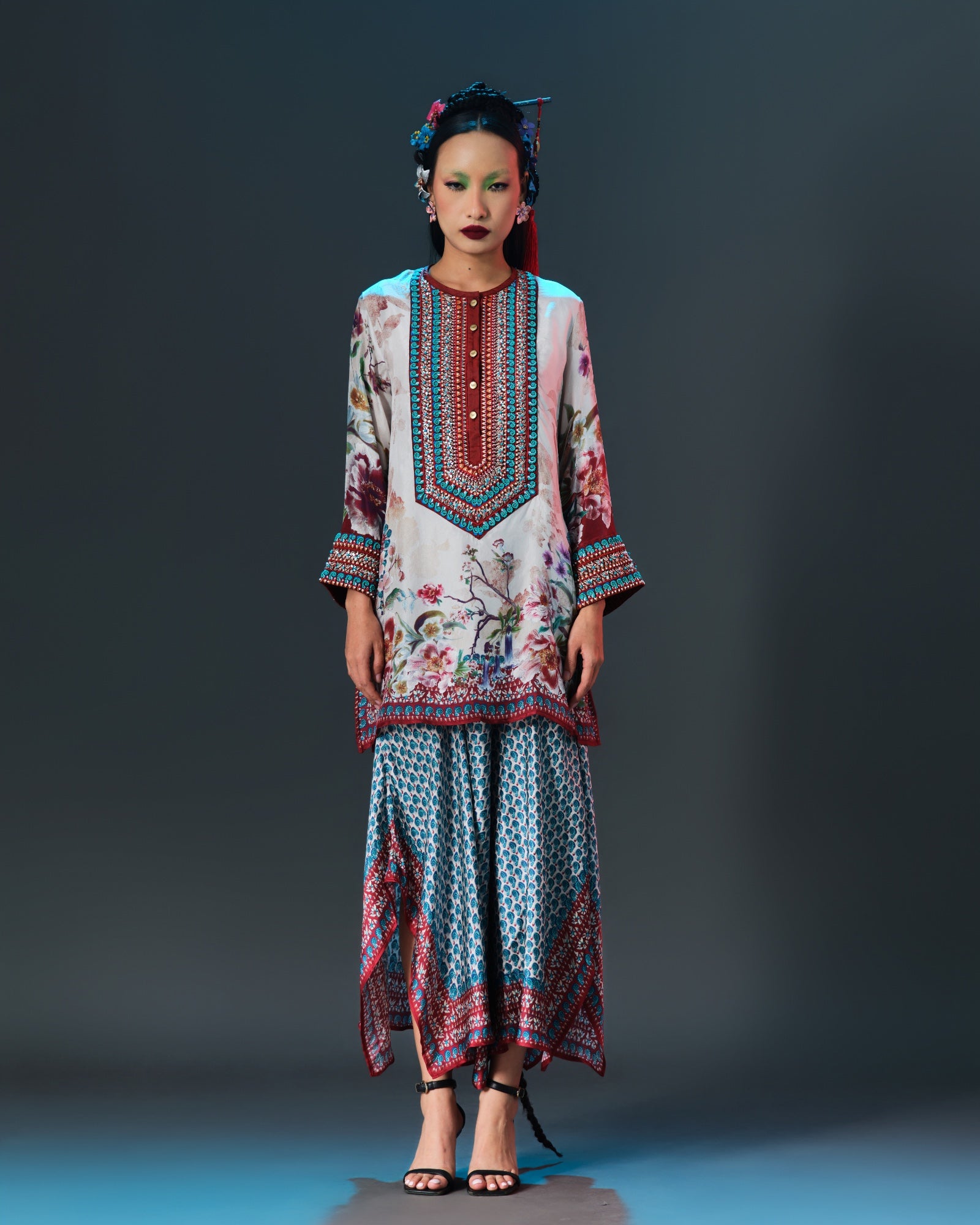 Ikebana : Resham/Ubud - Beige