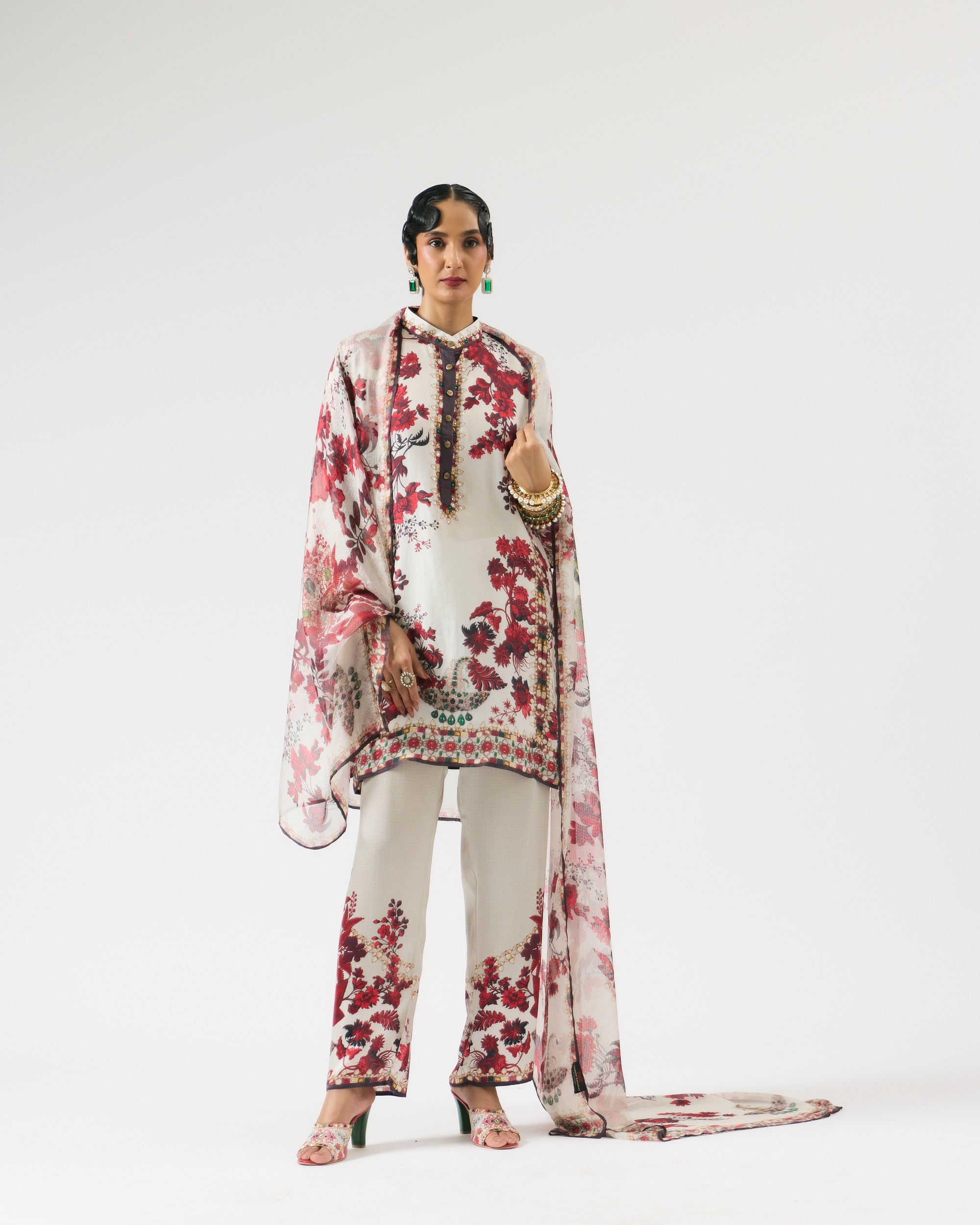 Nizam : Ghazal - Ivory/Red