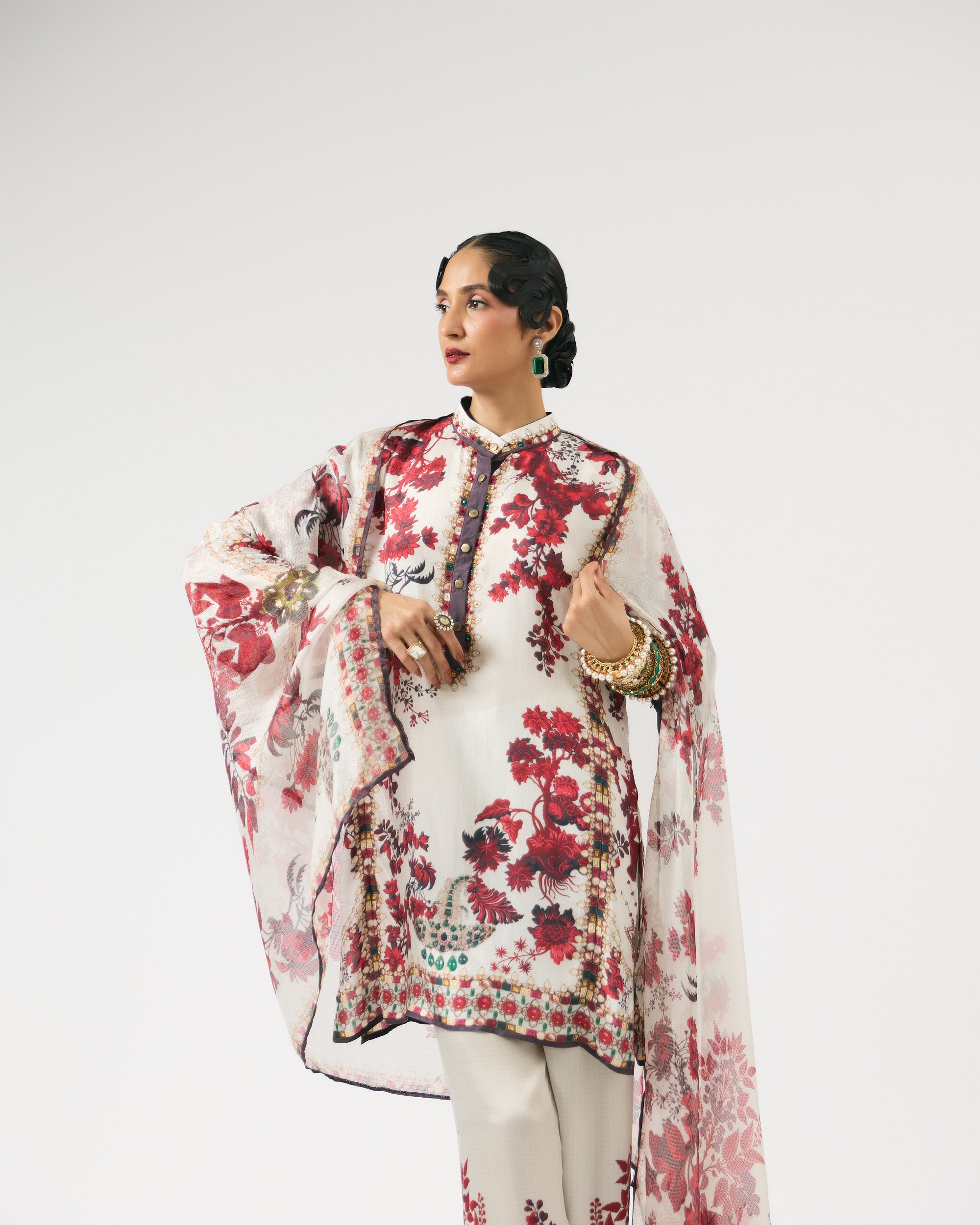 Nizam : Ghazal - Ivory/Red