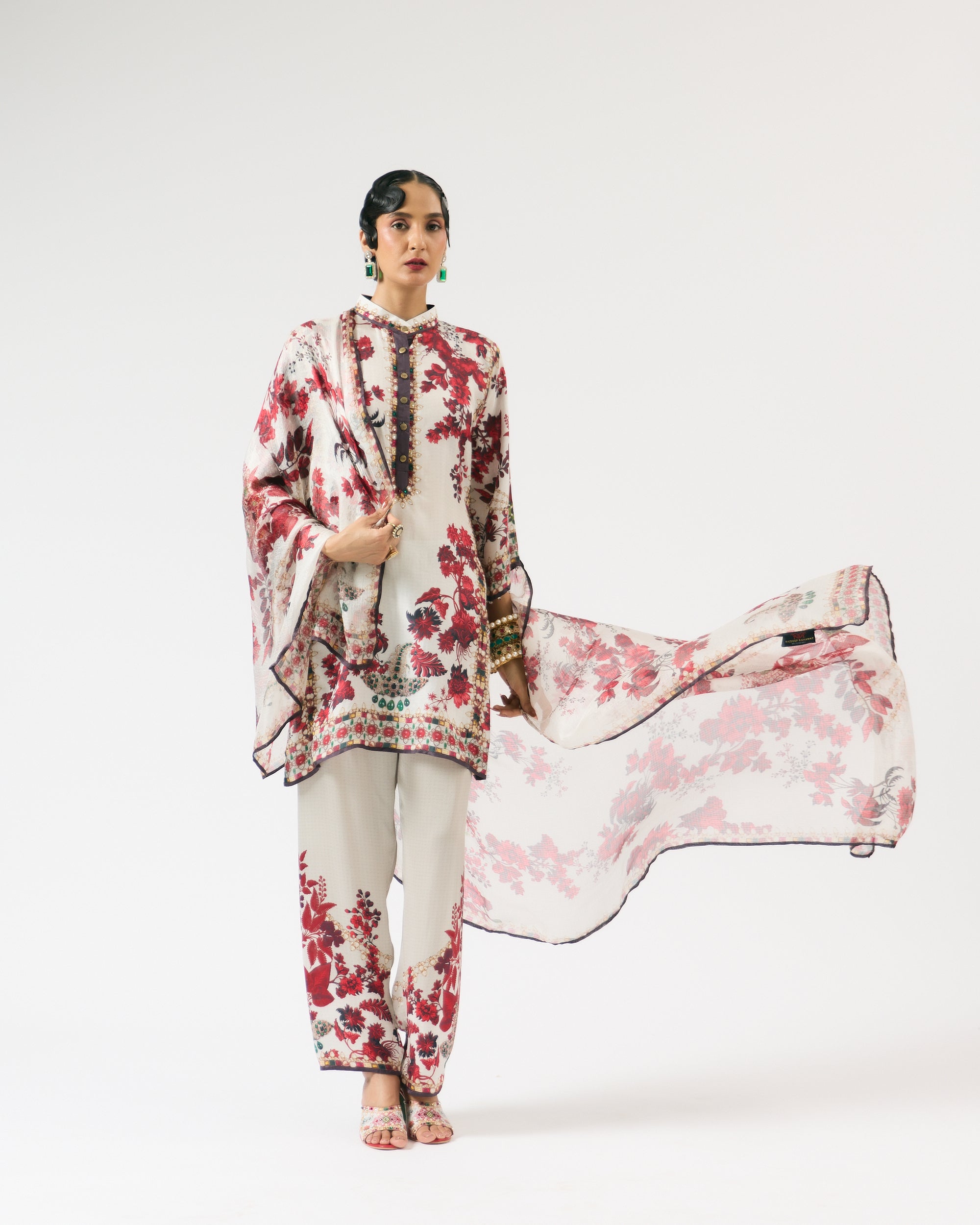 Nizam : Ghazal - Ivory/Red
