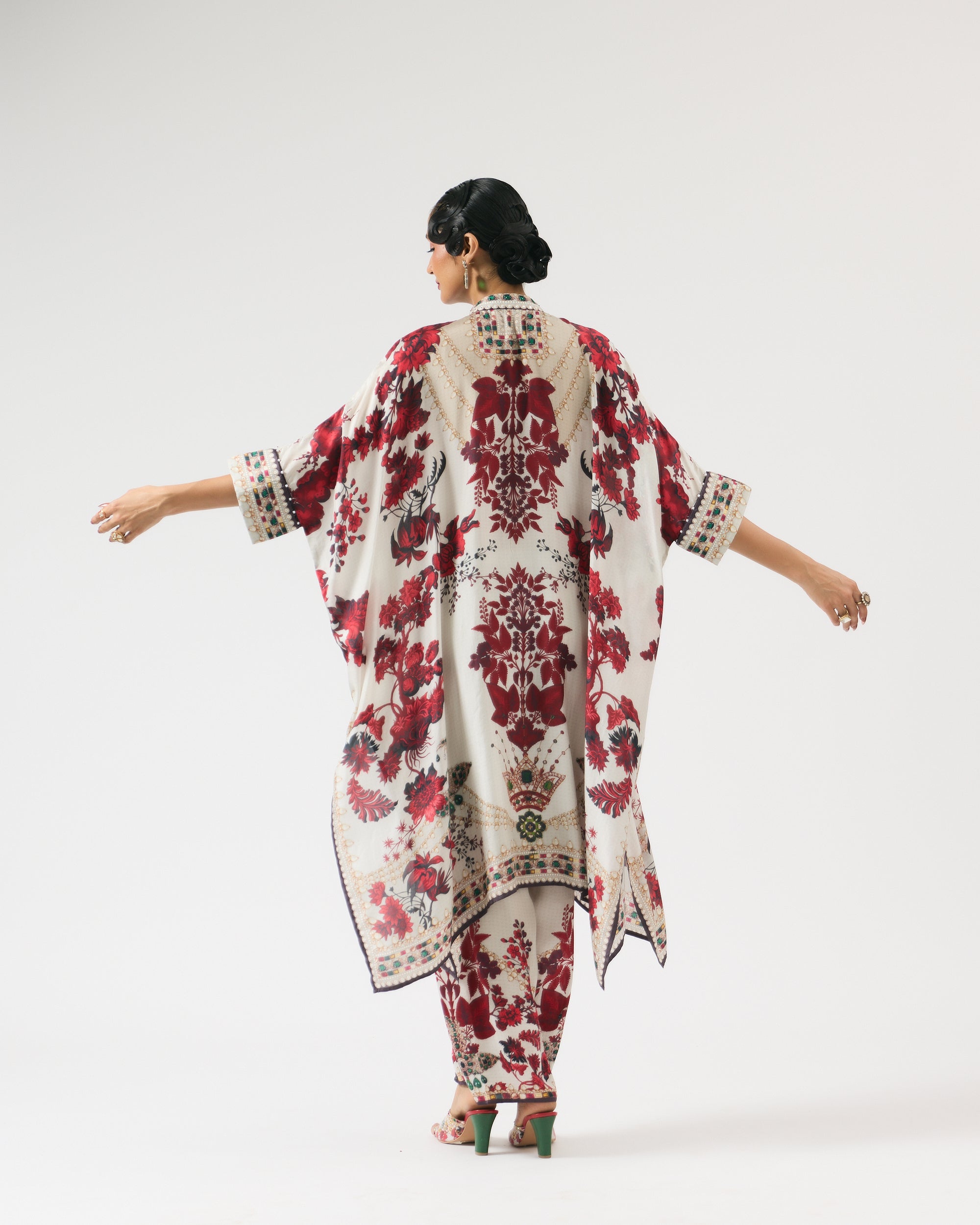 Nizam : Chantelle - Ivory/Red