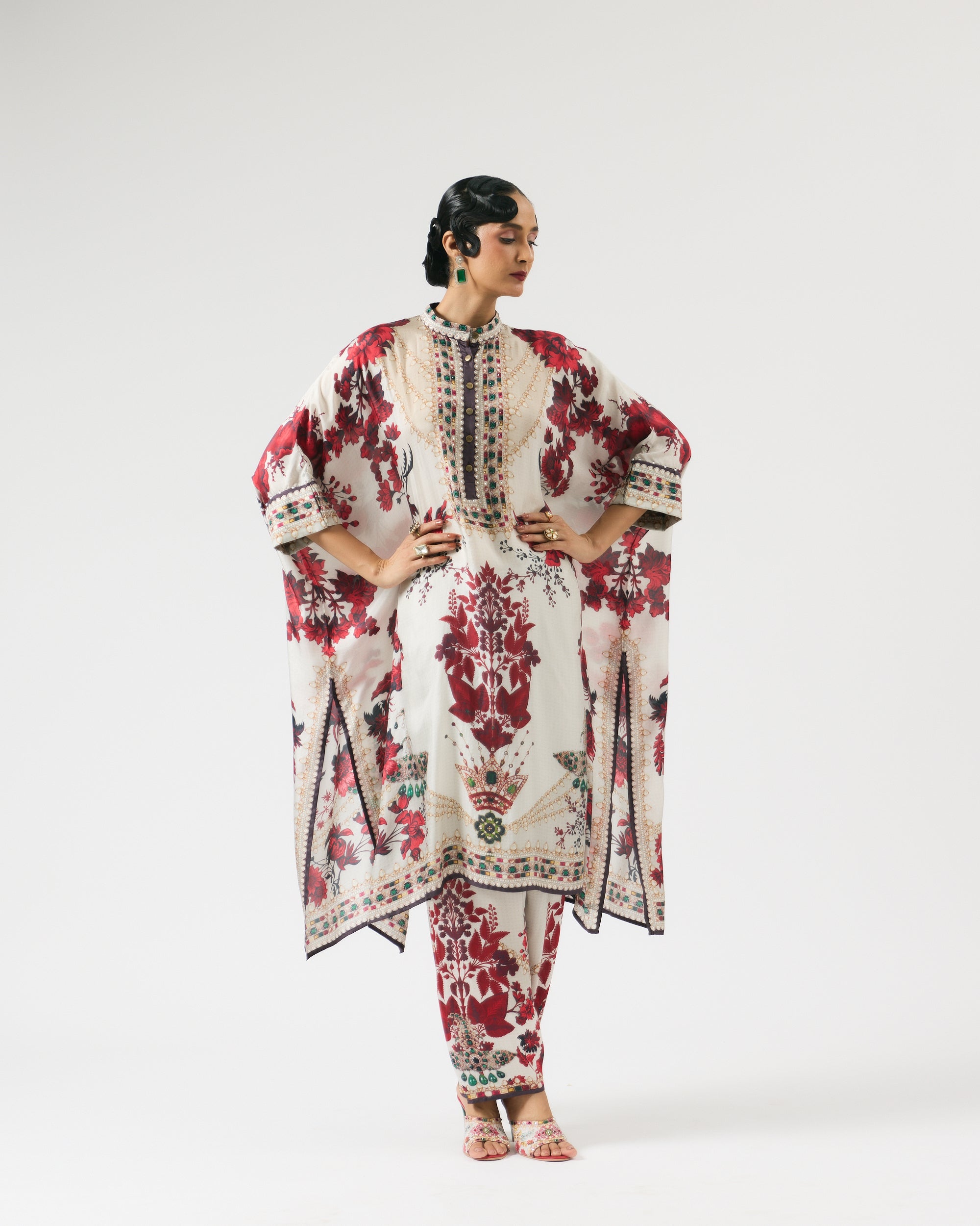 Nizam : Chantelle - Ivory/Red