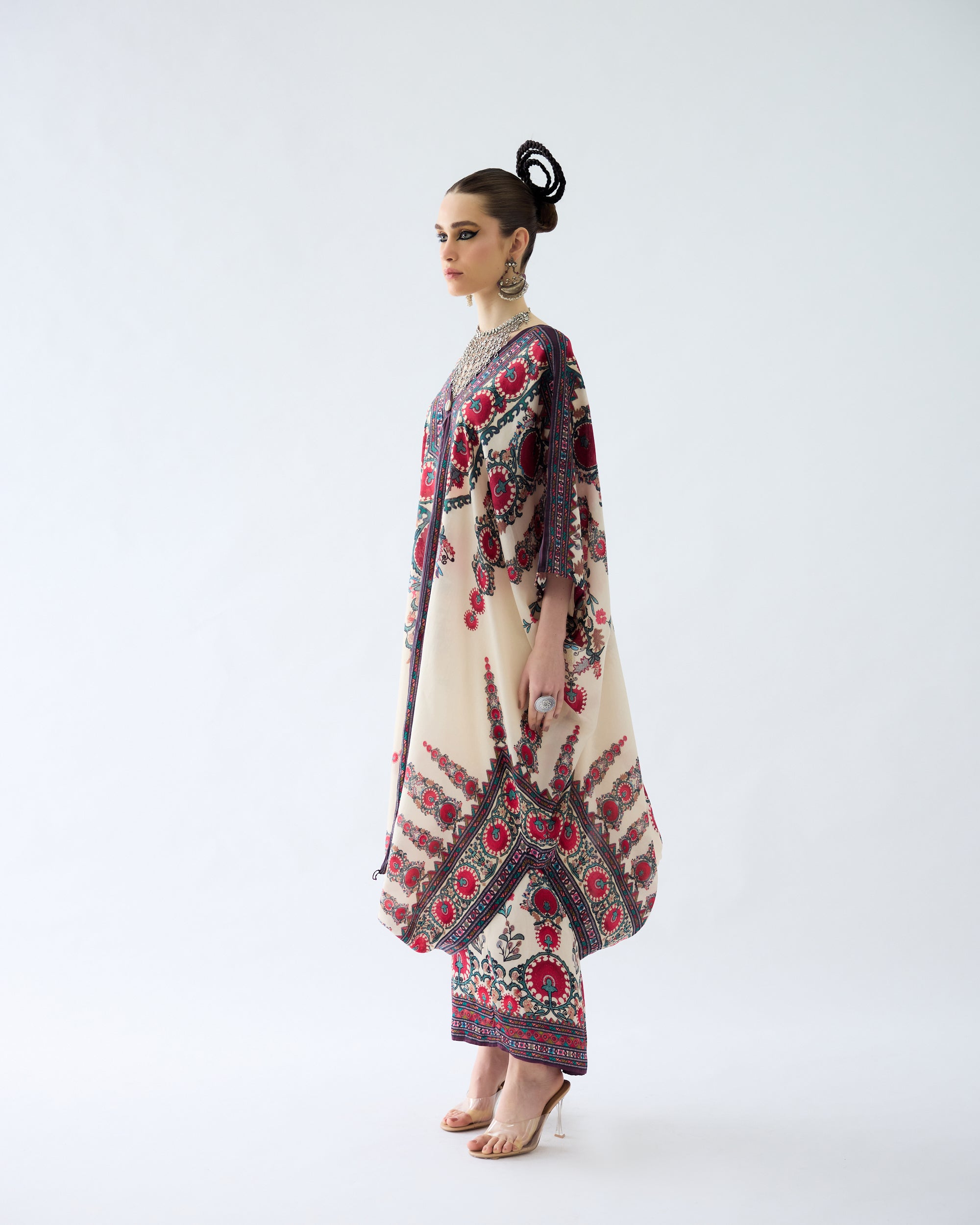 Bukhara : Dalilah/Surilee - Maroon