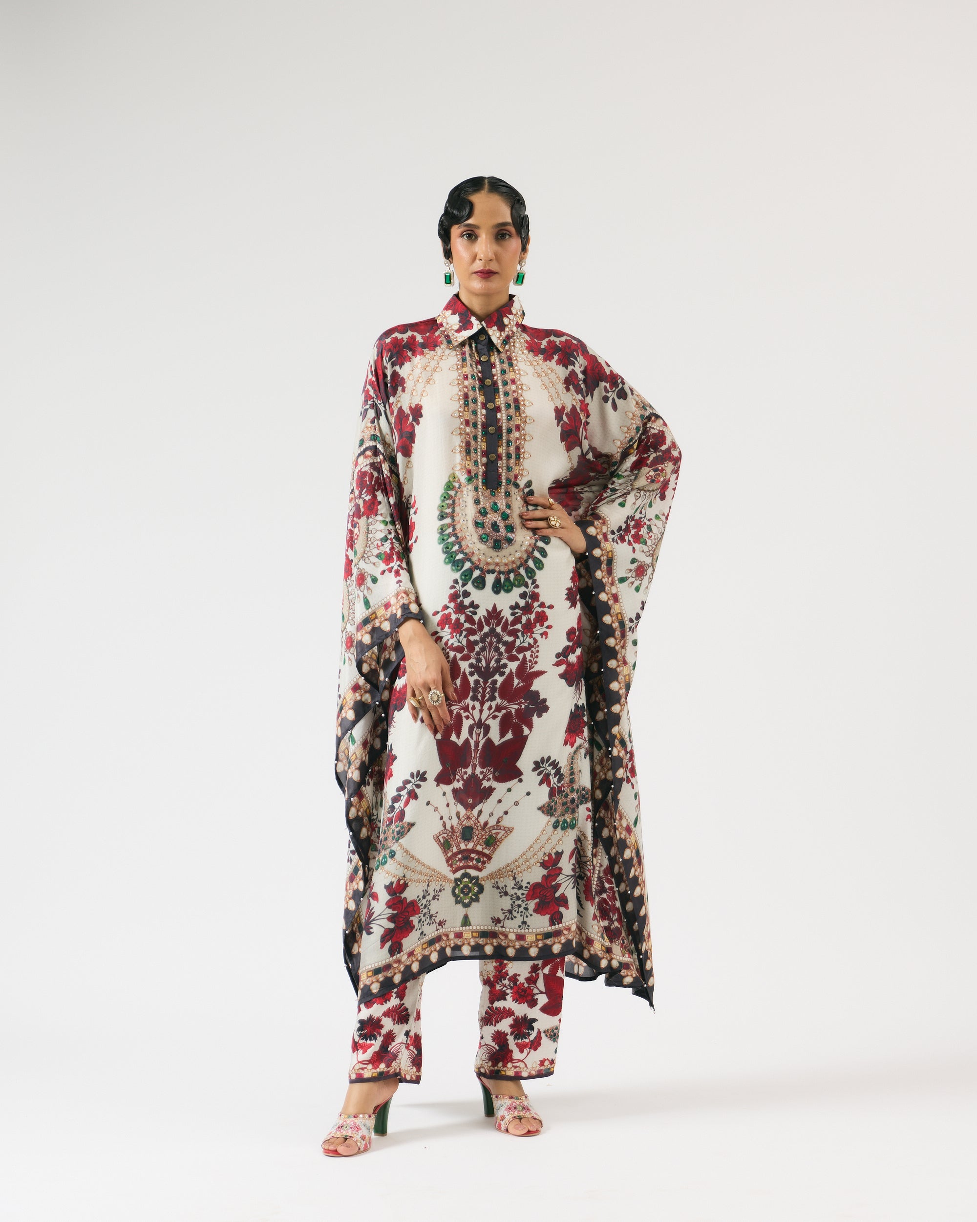 Nizam : Sharifa - Ivory/Red