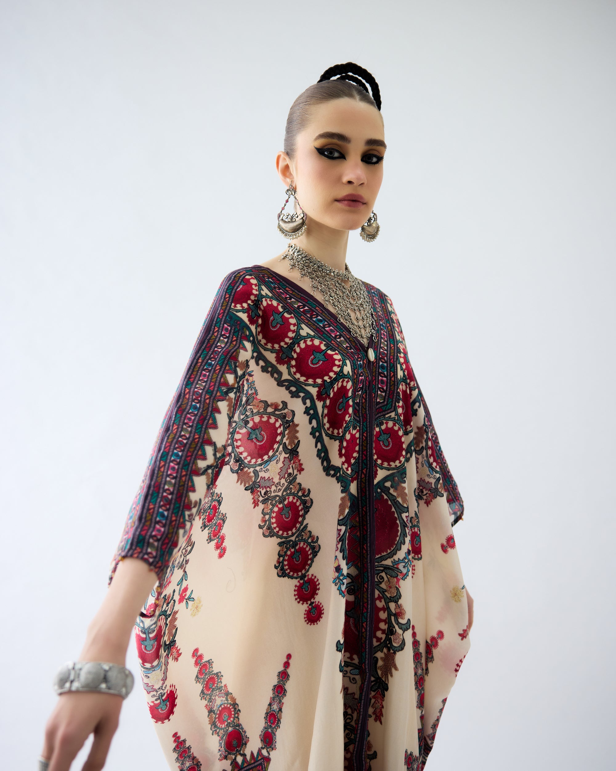 Bukhara : Dalilah/Surilee - Maroon