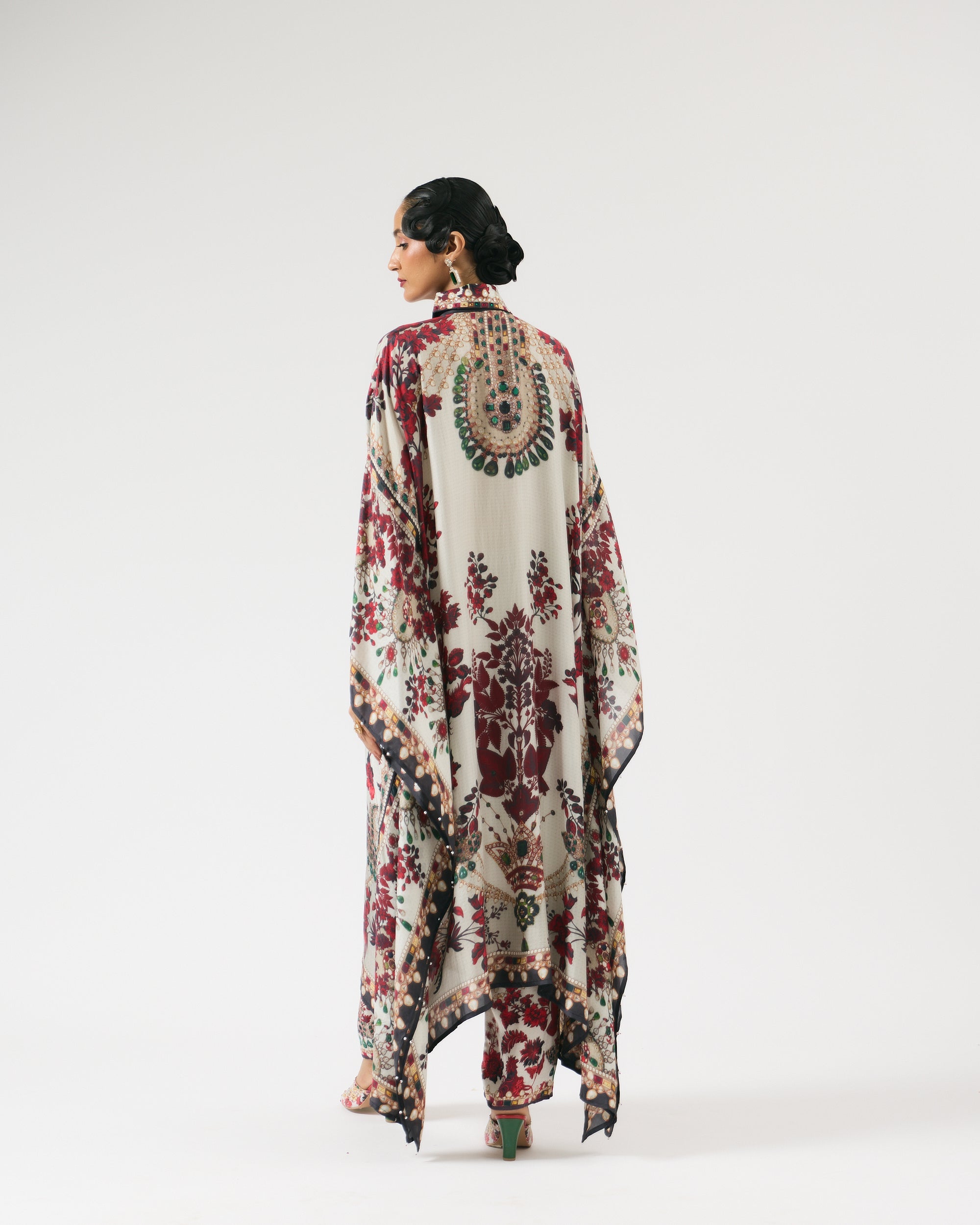 Nizam : Sharifa - Ivory/Red