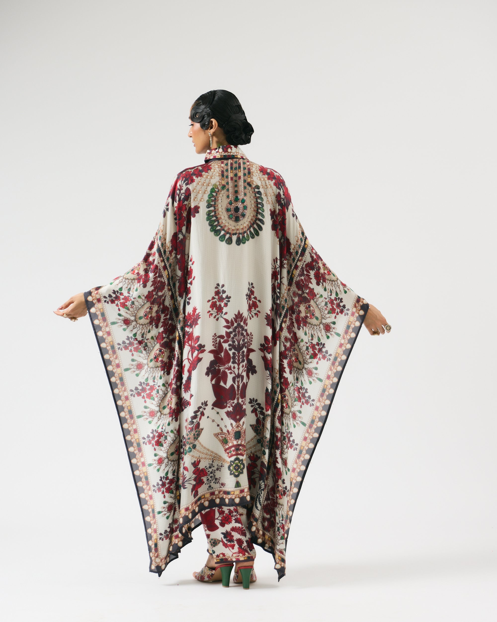Nizam : Sharifa - Ivory/Red