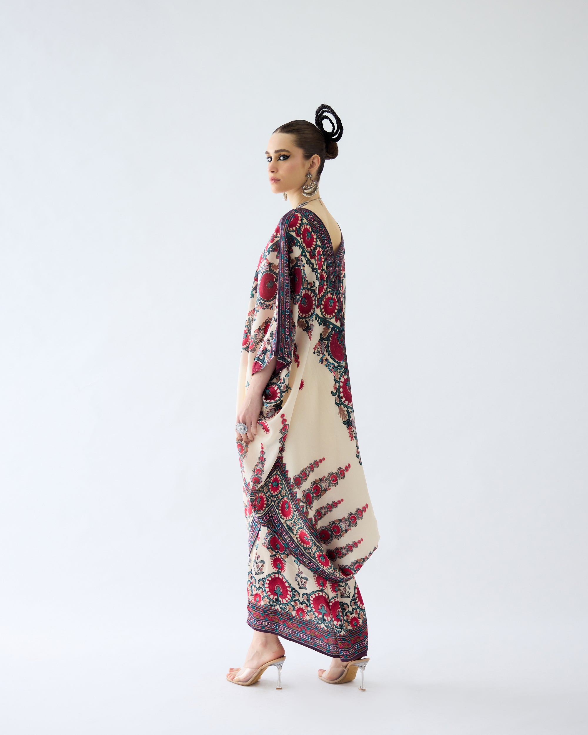 Bukhara : Dalilah/Surilee - Maroon
