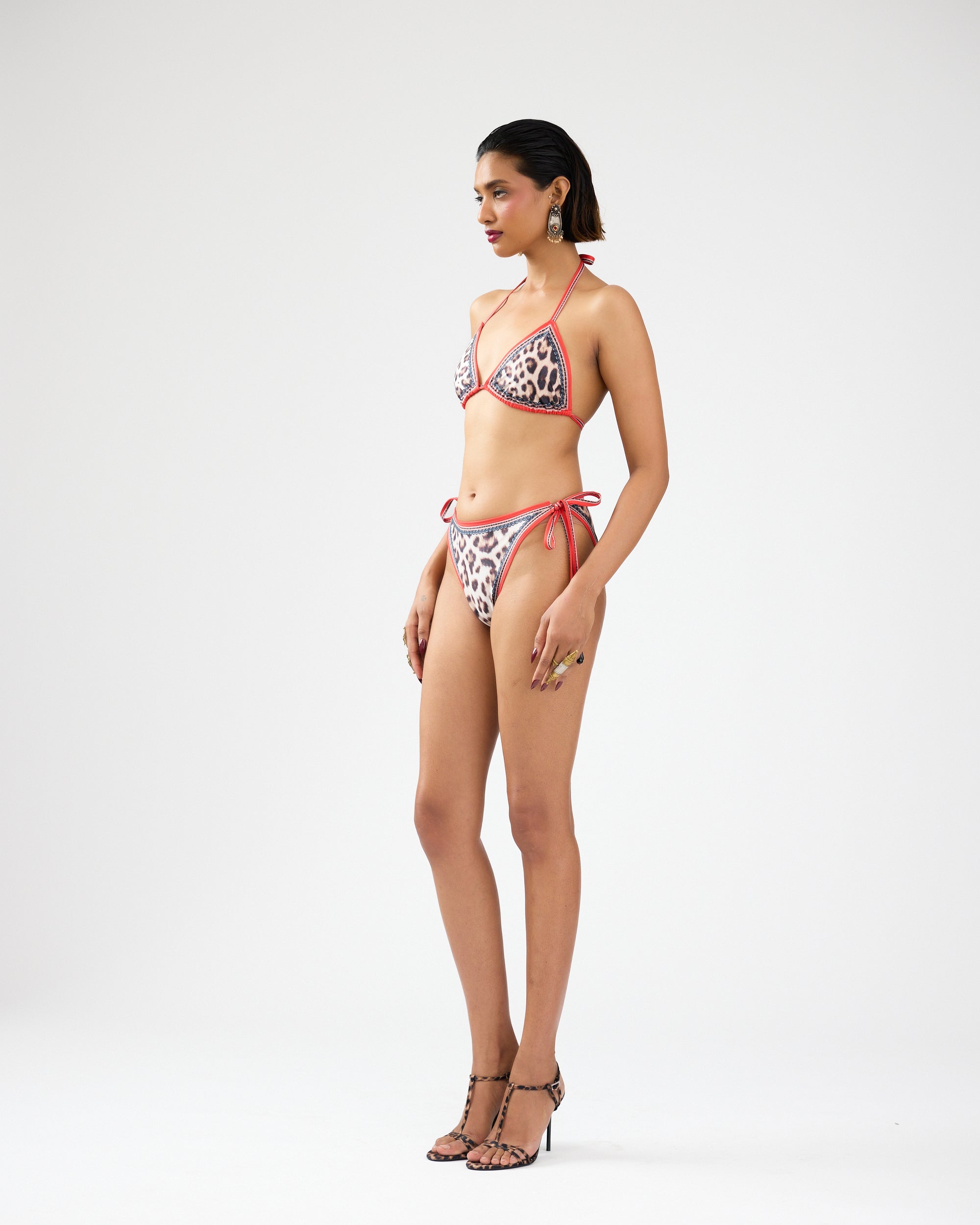 A Bukhara Summer : Rihanna - Warm Brown