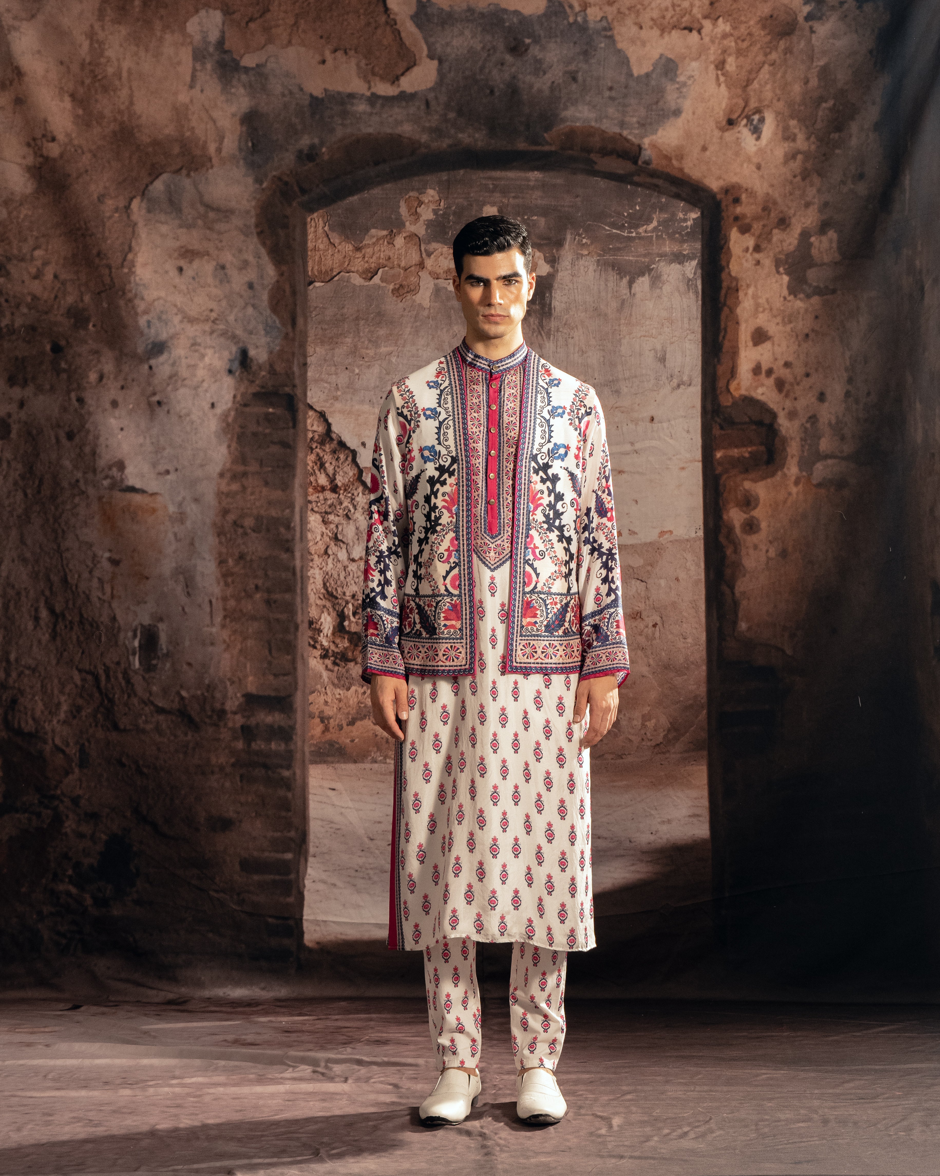 BUKHARA : Taalish