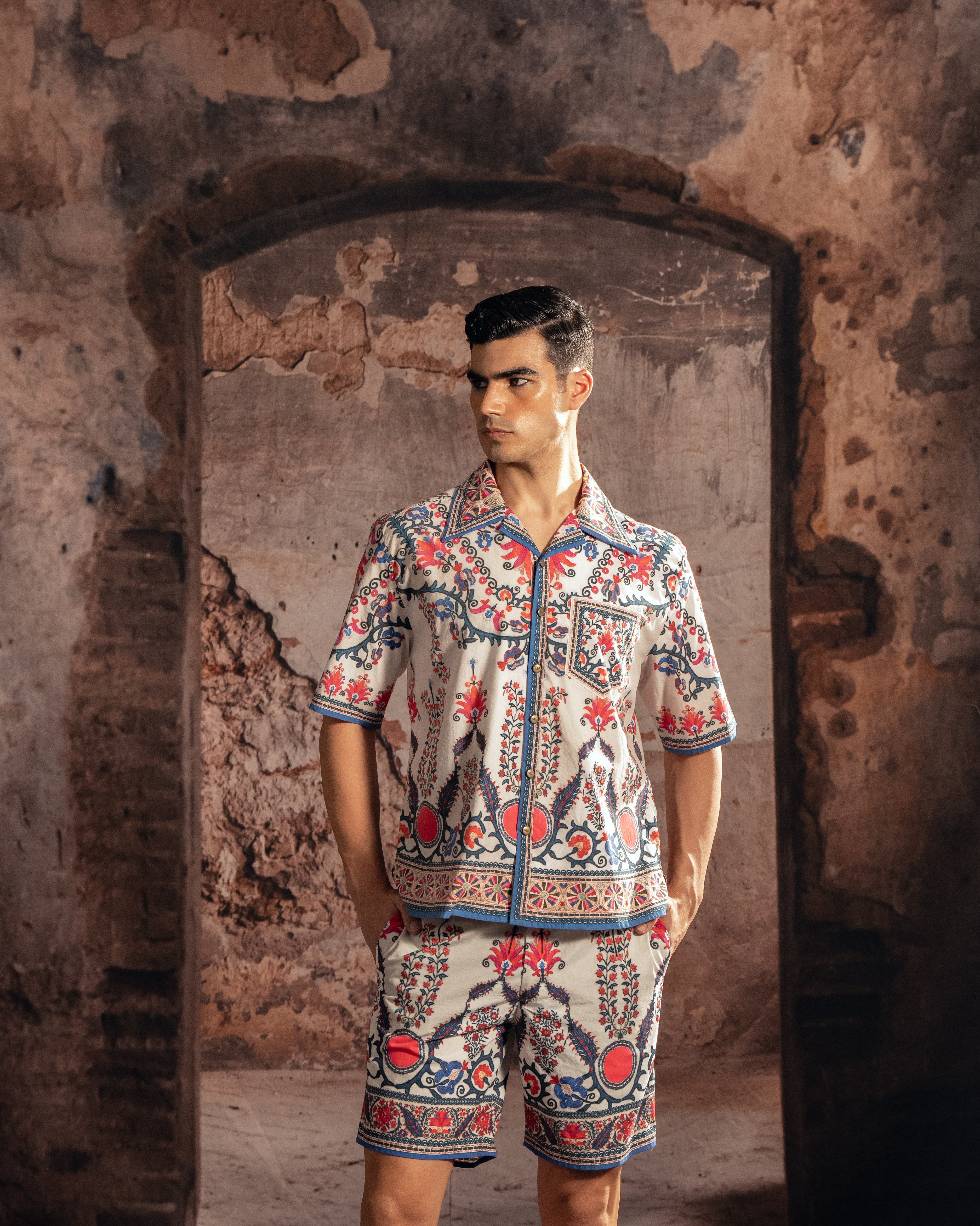 BUKHARA : Pedro