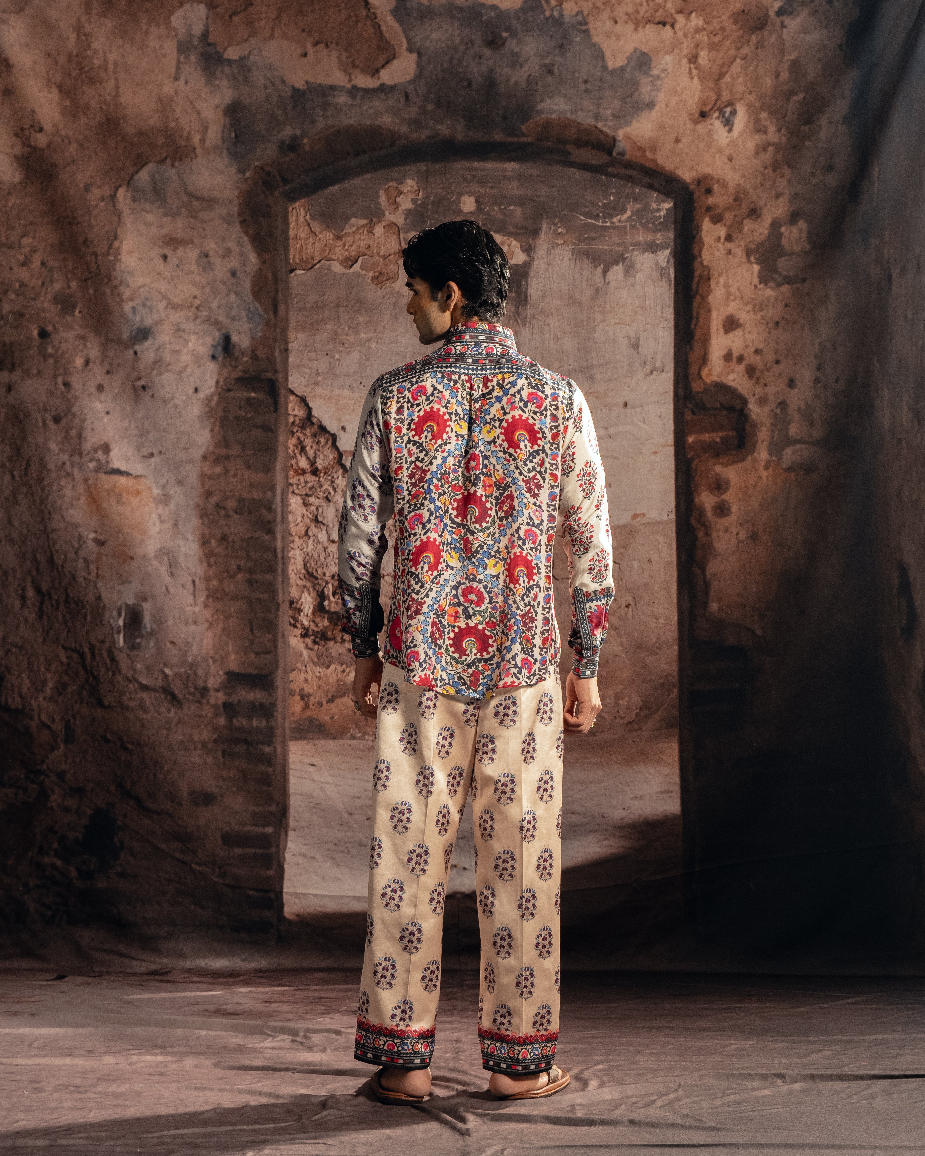 BUKHARA : Zephyr