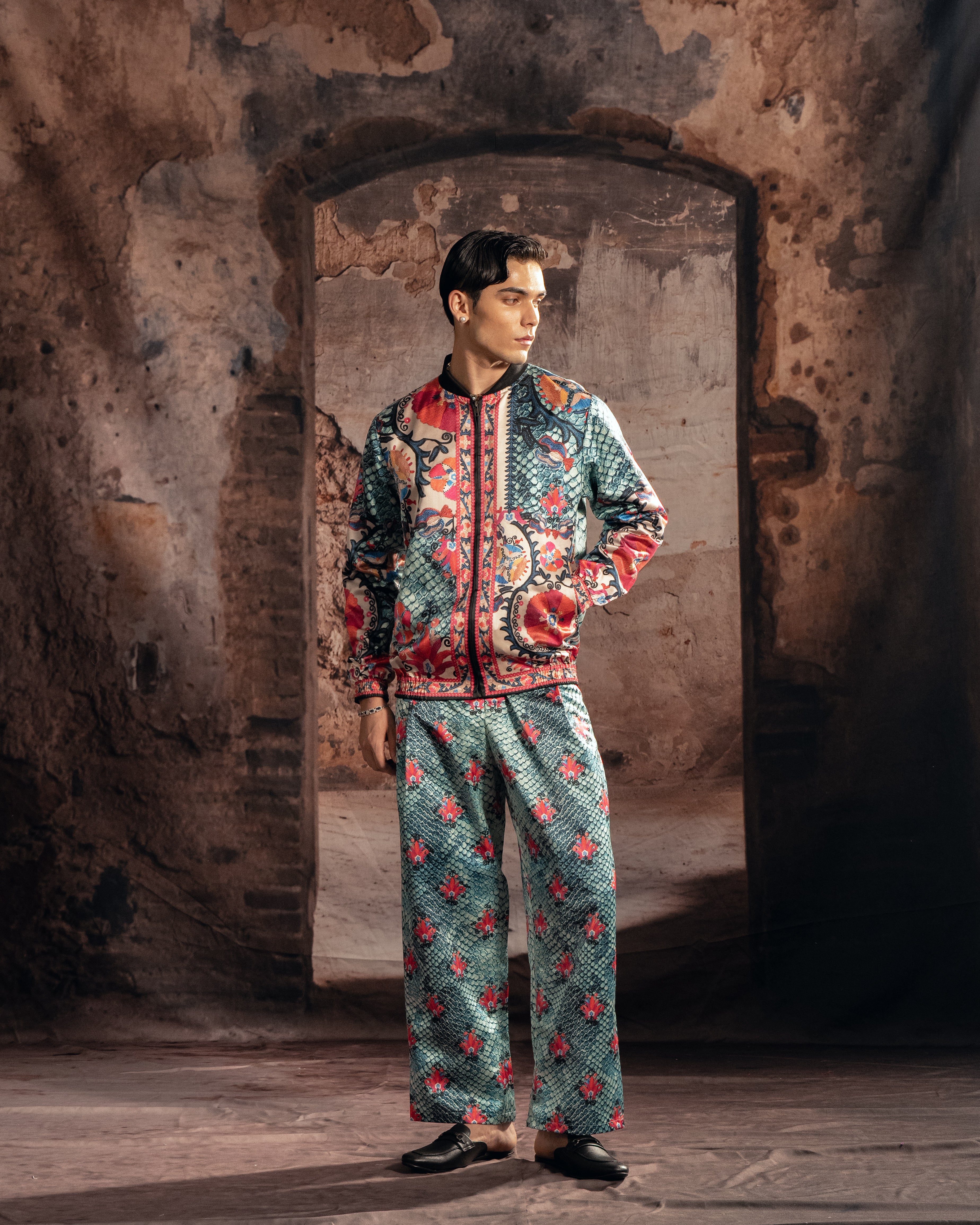 BUKHARA : Romeo