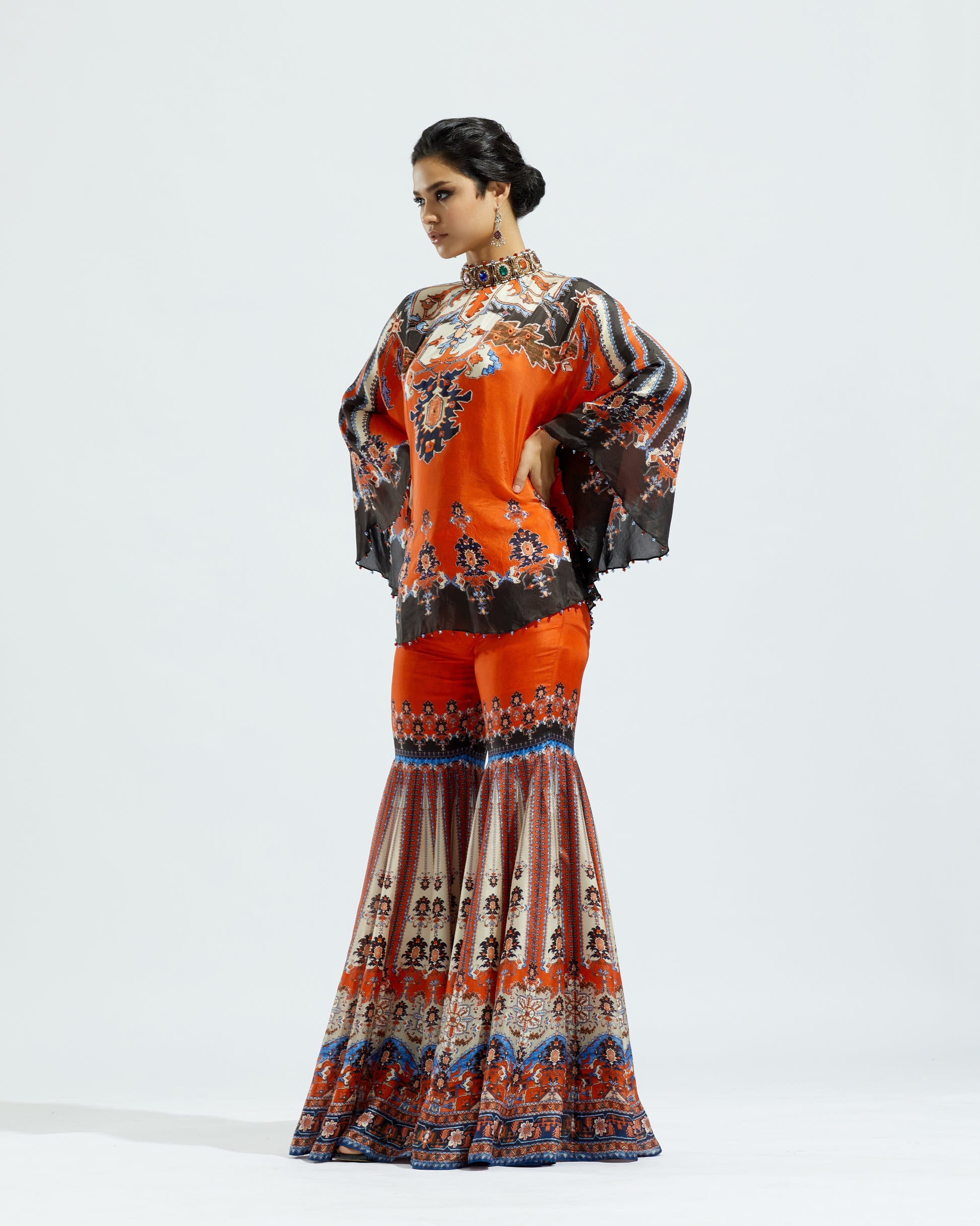 Casablanca : Poonam Sharara - Red