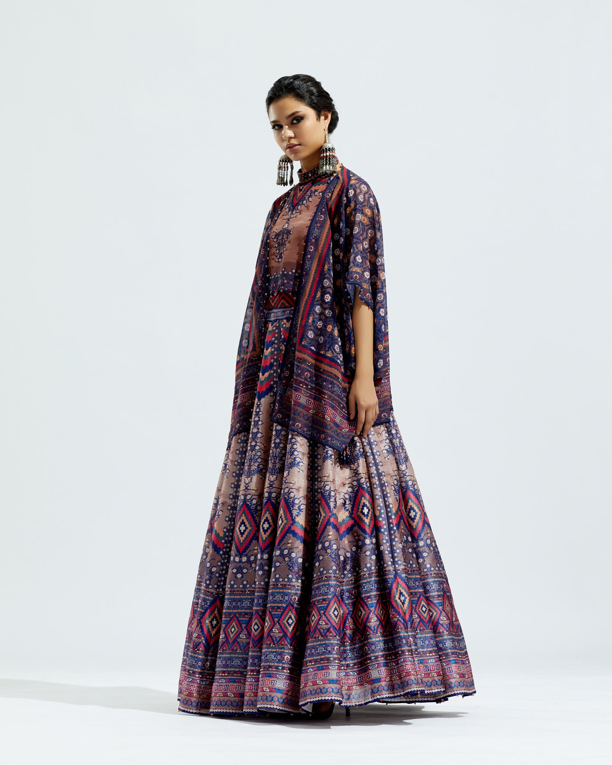 Casablanca : Hanoi Leela - Brown/Navy