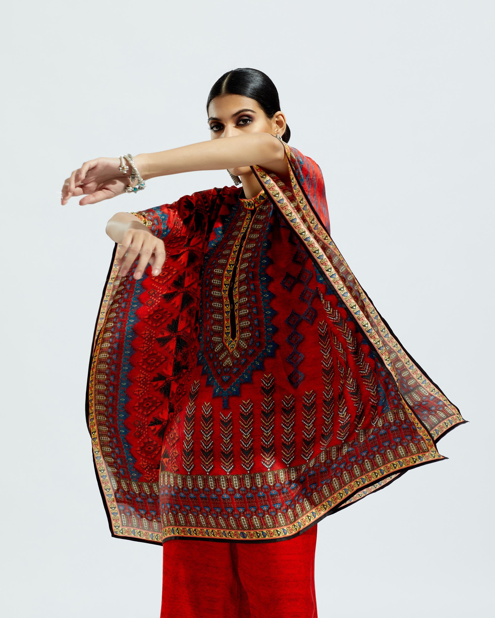 Casablanca : Manju - Red