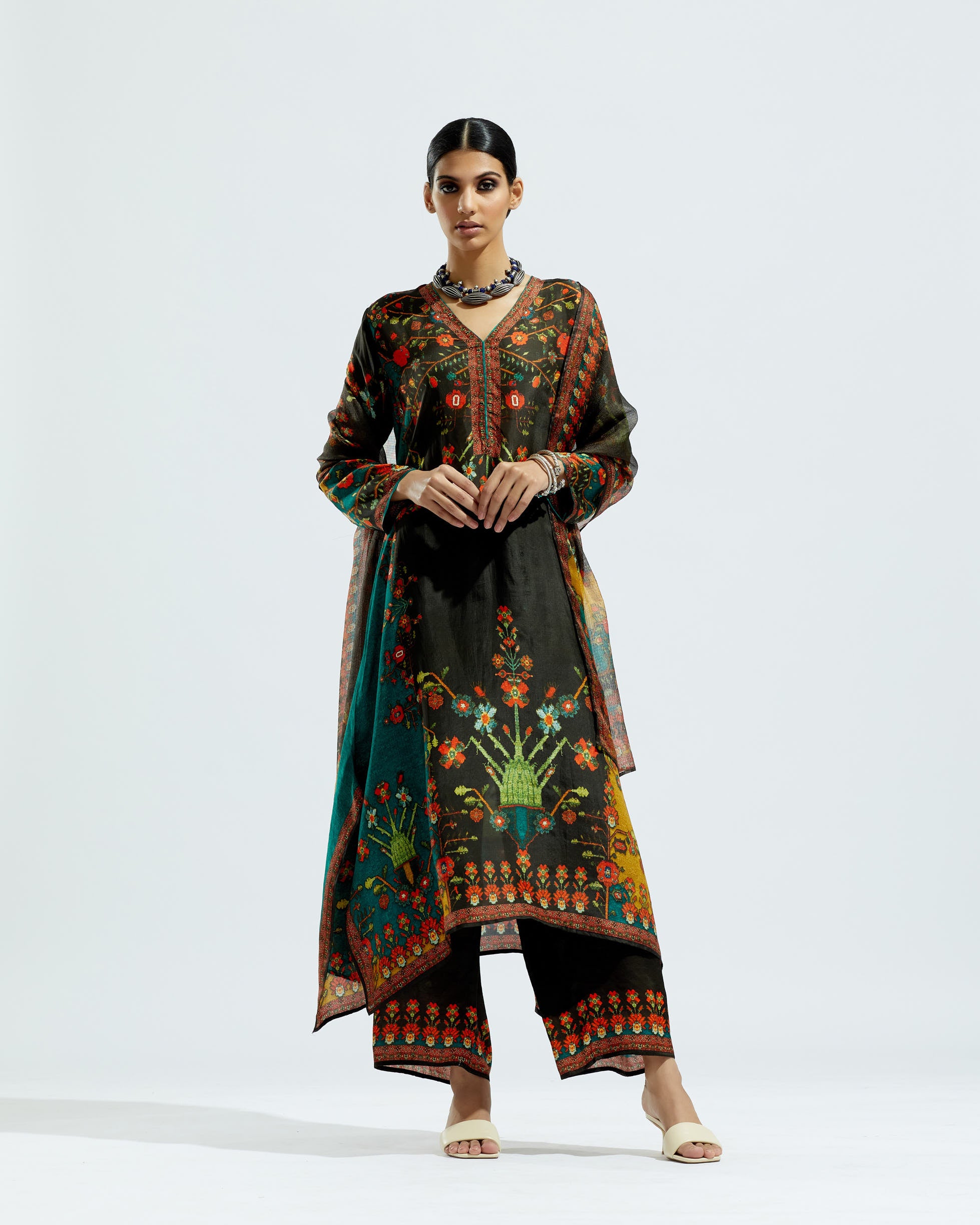 Casablanca : Zeynep - Black