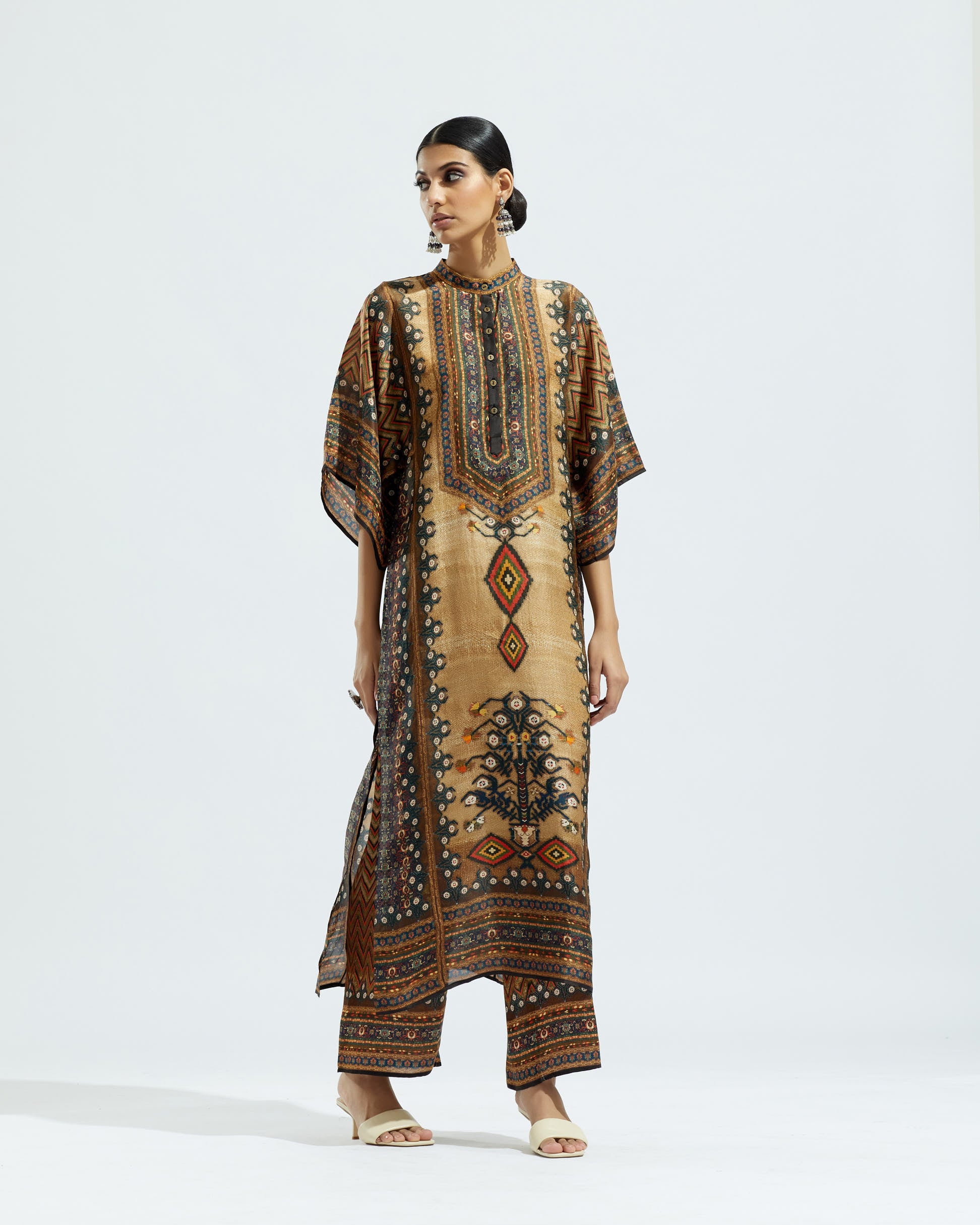 Casablanca : Gayatri - Sand