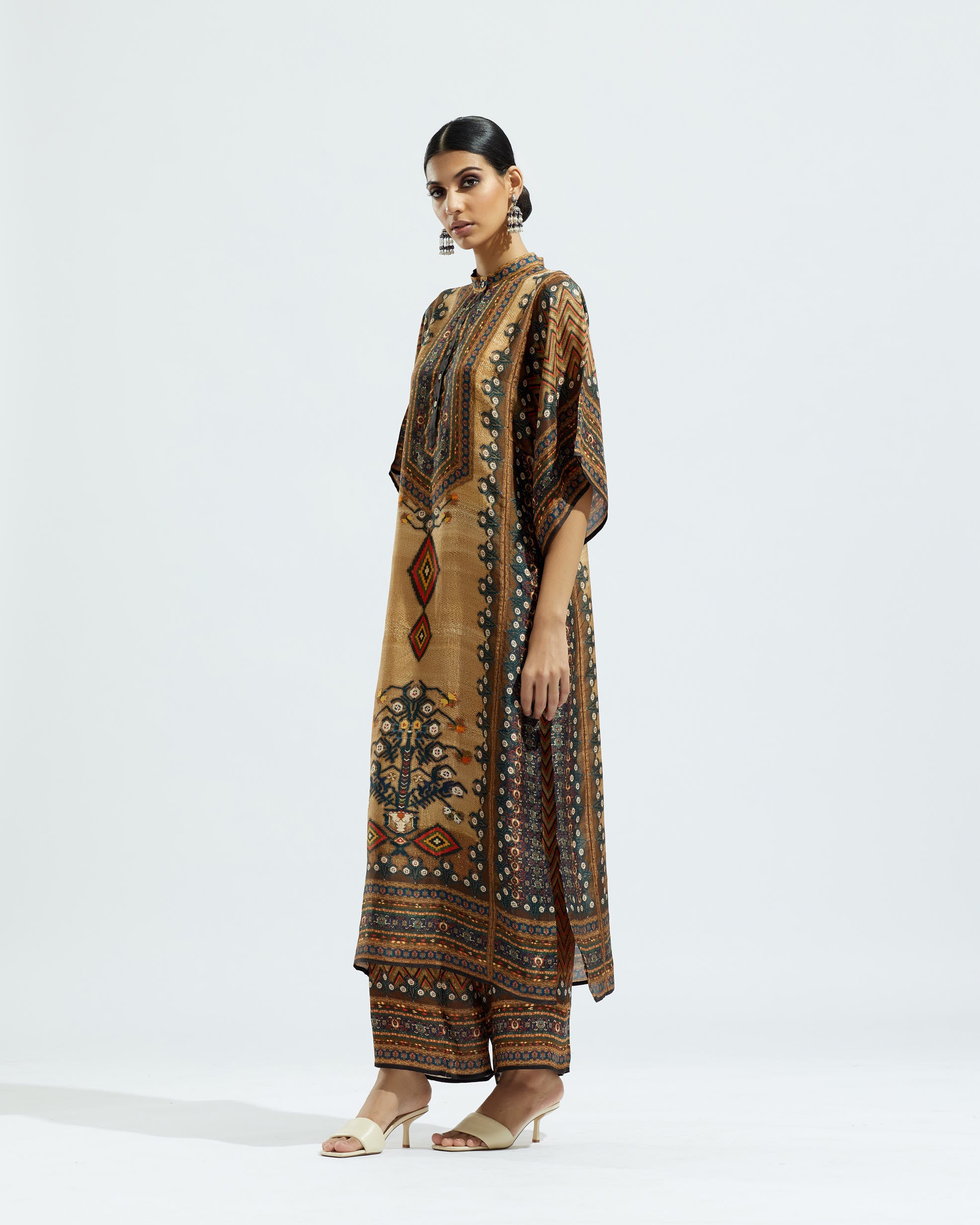 Casablanca : Gayatri - Sand