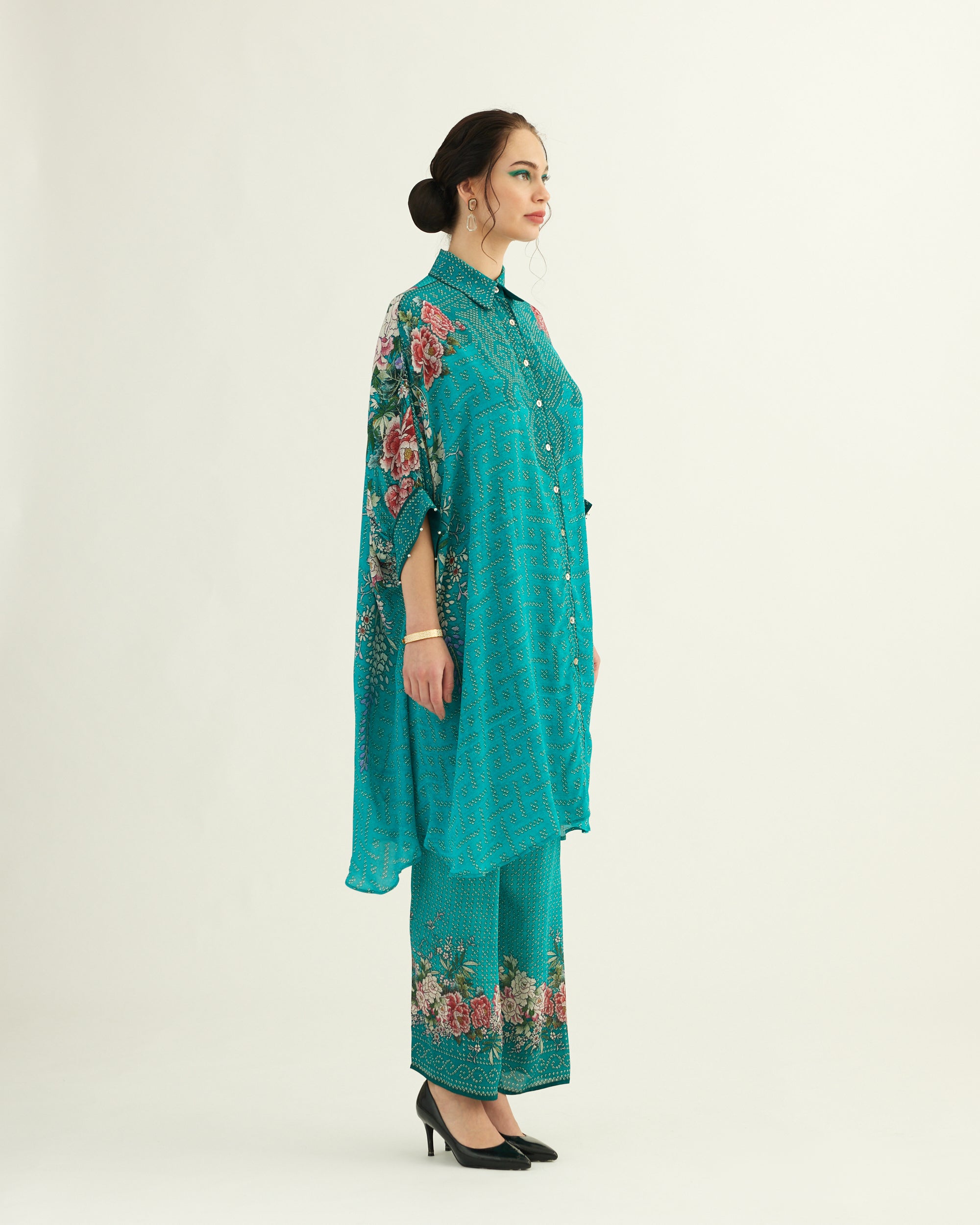 Sakura : Kamara - Tiffany Blue