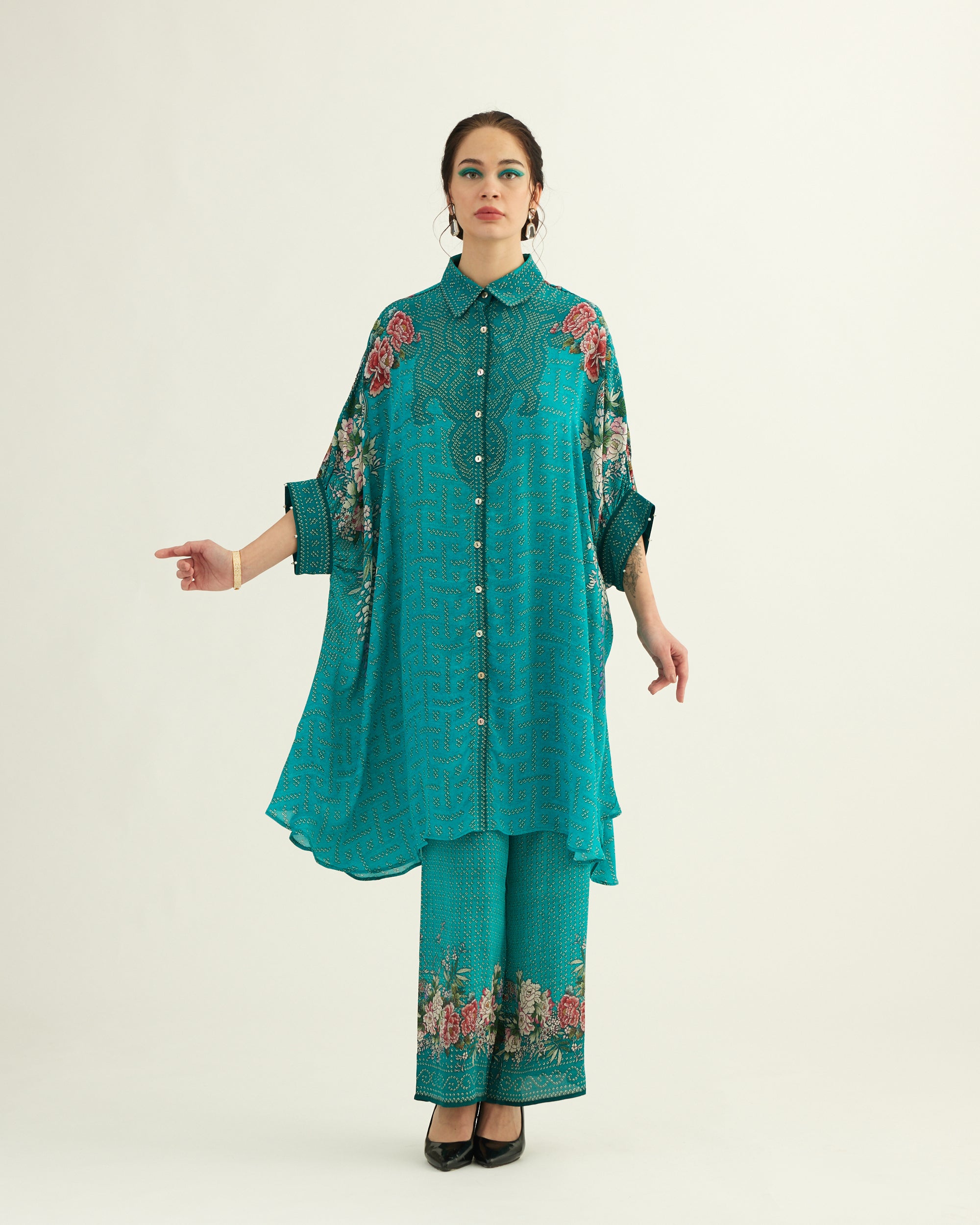 Sakura : Kamara - Tiffany Blue
