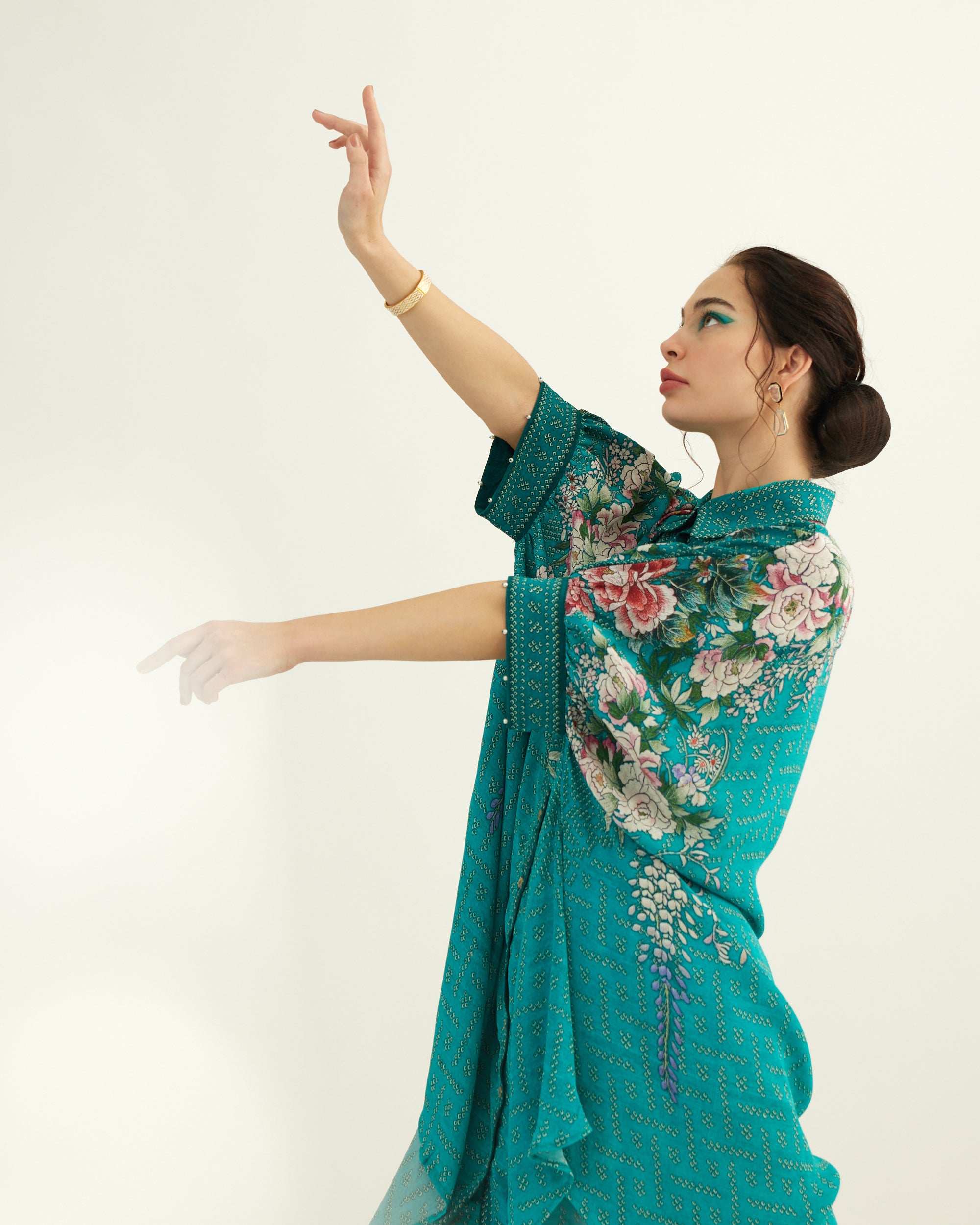 Sakura : Kamara - Tiffany Blue