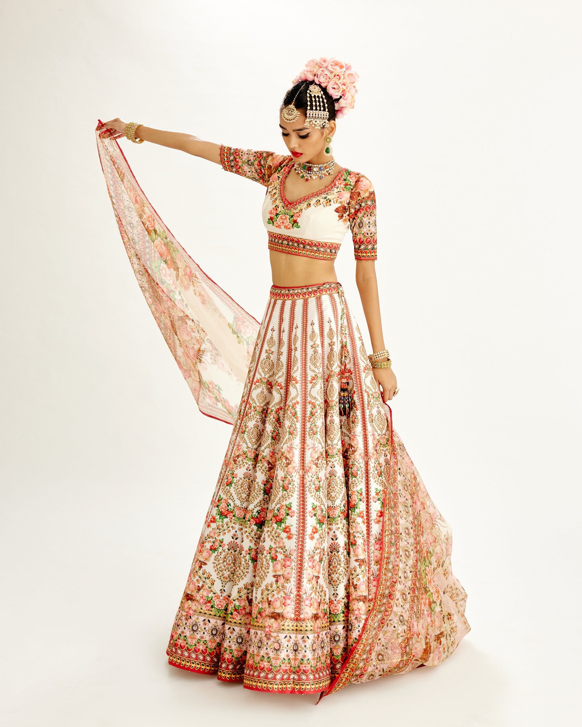 Pakeezah : Leela - Ivory