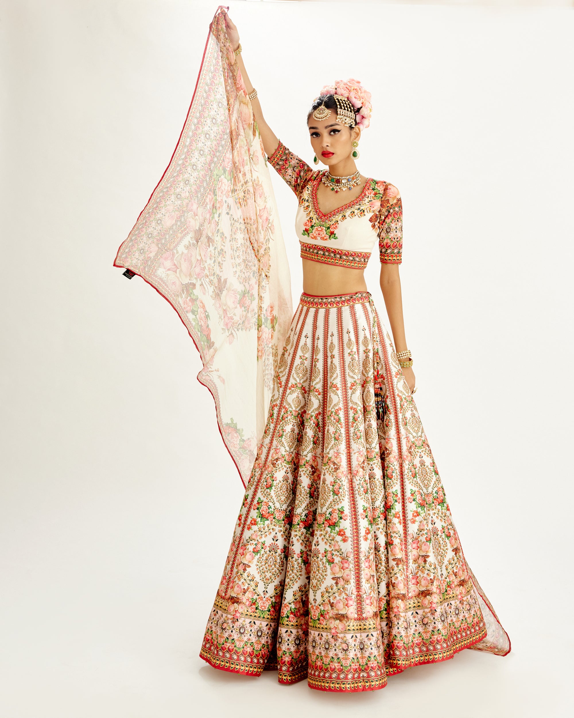 Pakeezah : Leela - Ivory