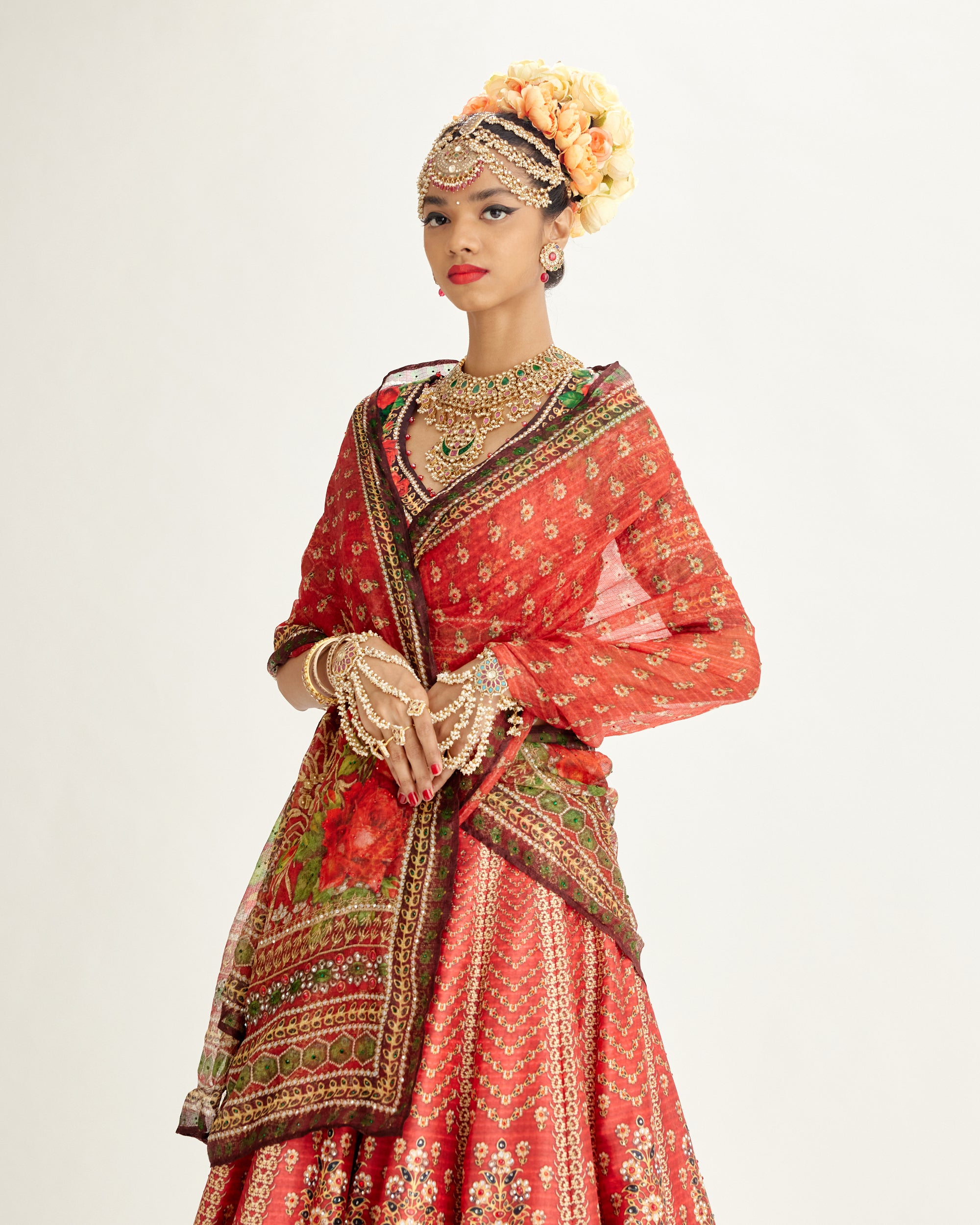 Pakeezah : Leela - Red