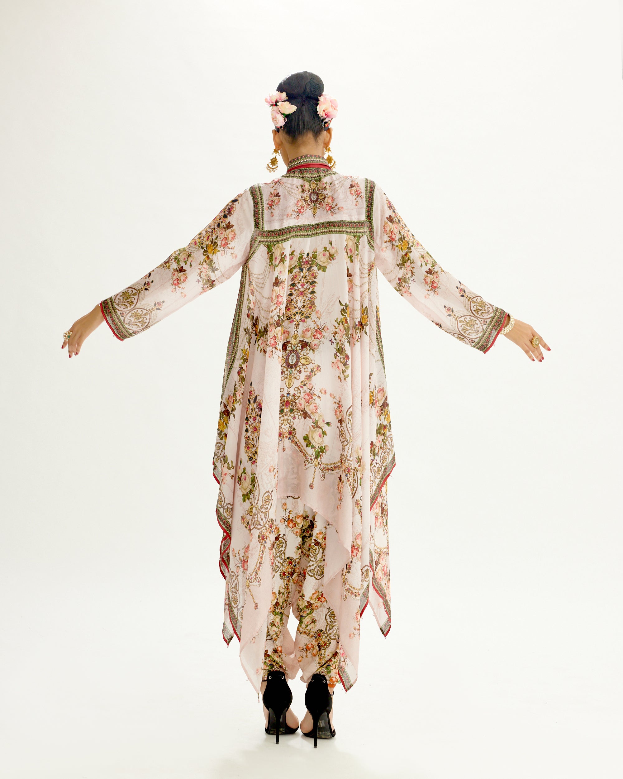Pakeezah : Shibani - Lilac