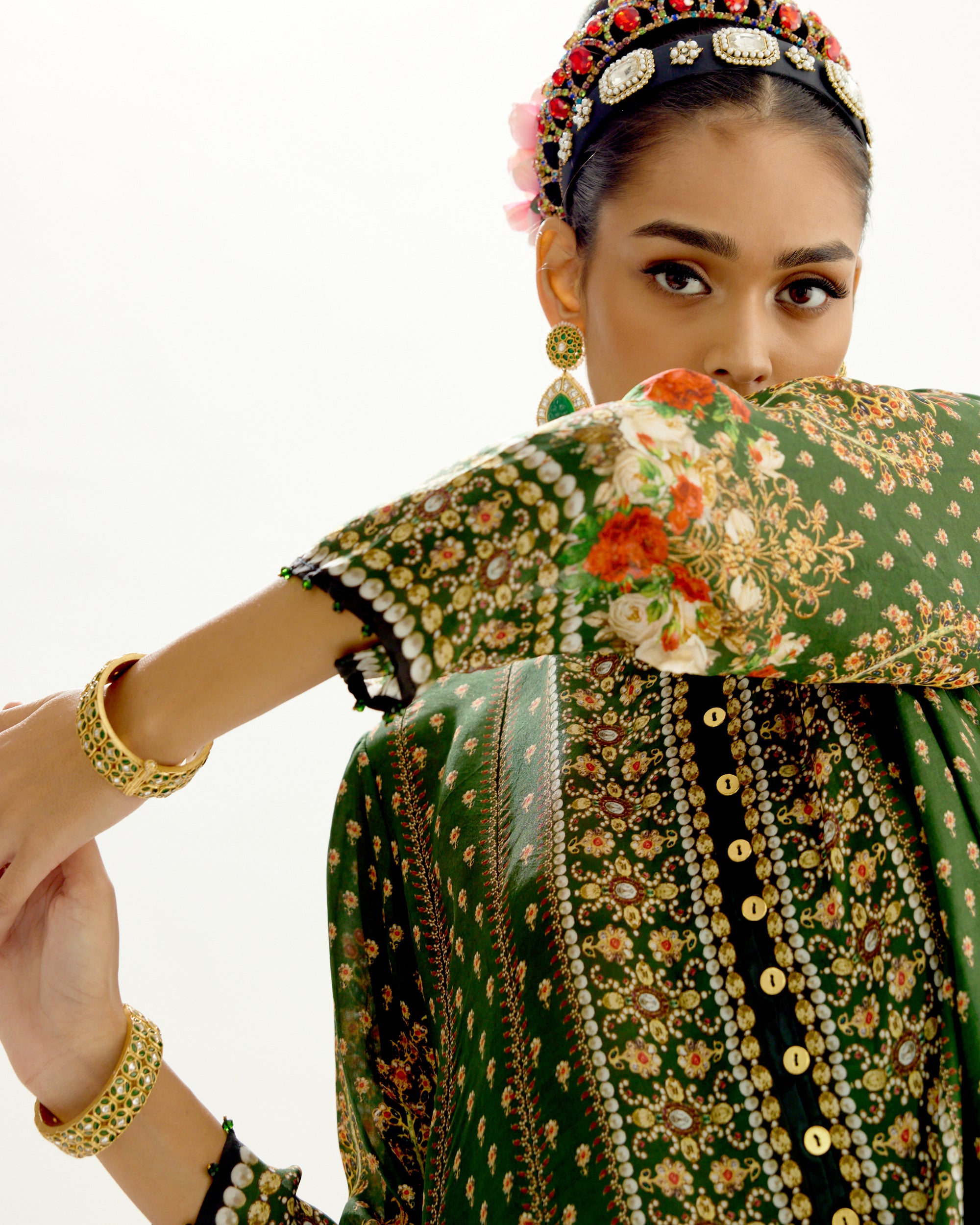 Pakeezah : Ada - Emerald