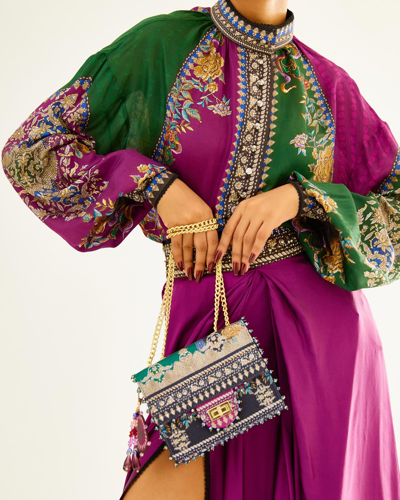 Sayuri : Larisa / Leila - Purple