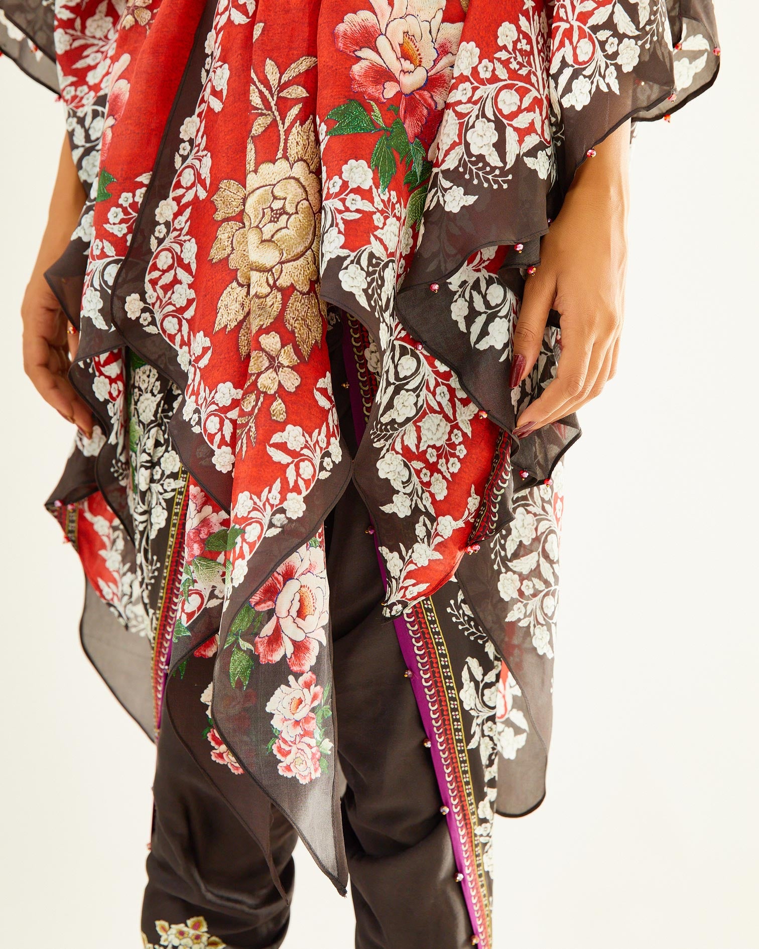 Sayuri : Inayat - Red