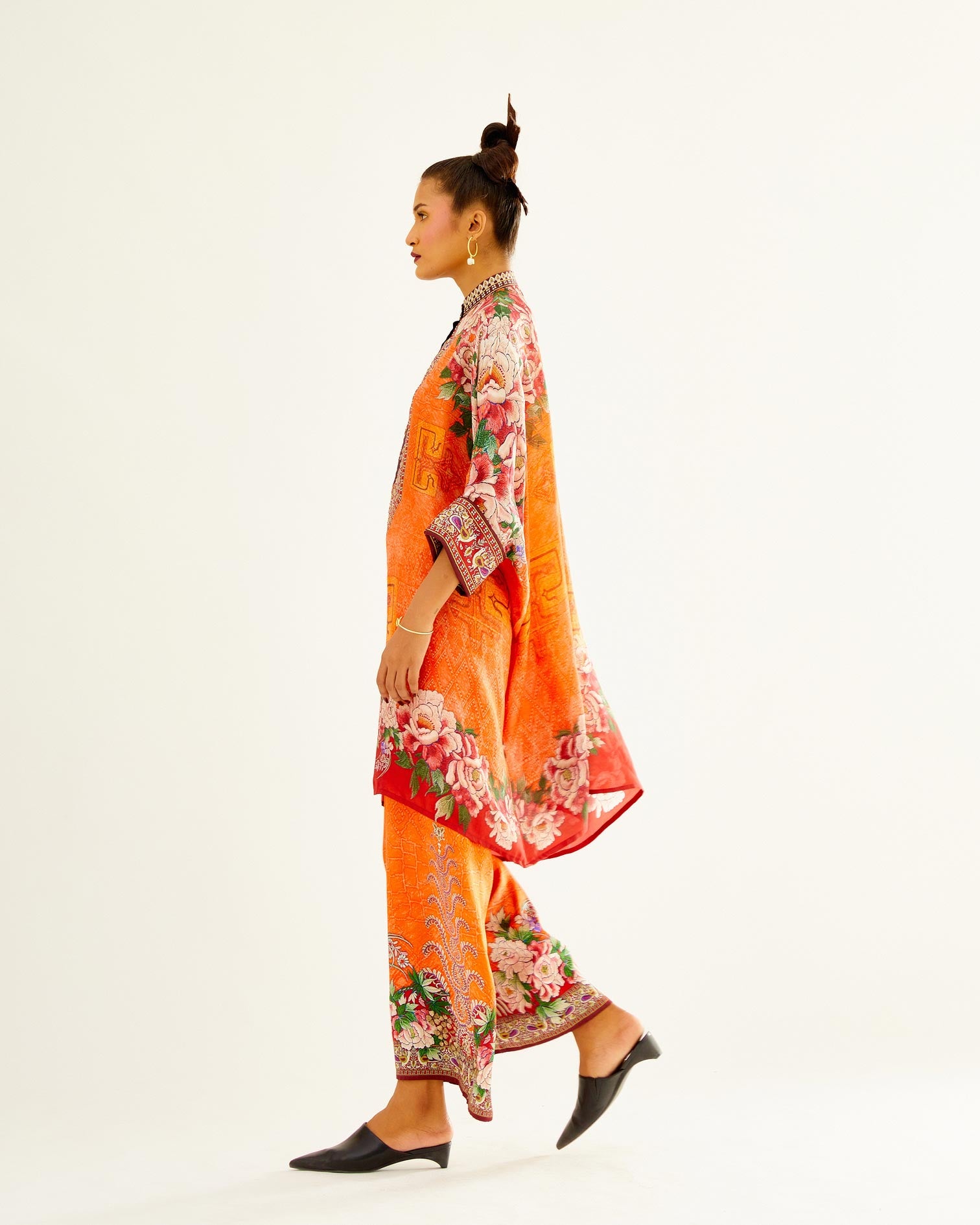 Sayuri : Chanel 36" - Orange