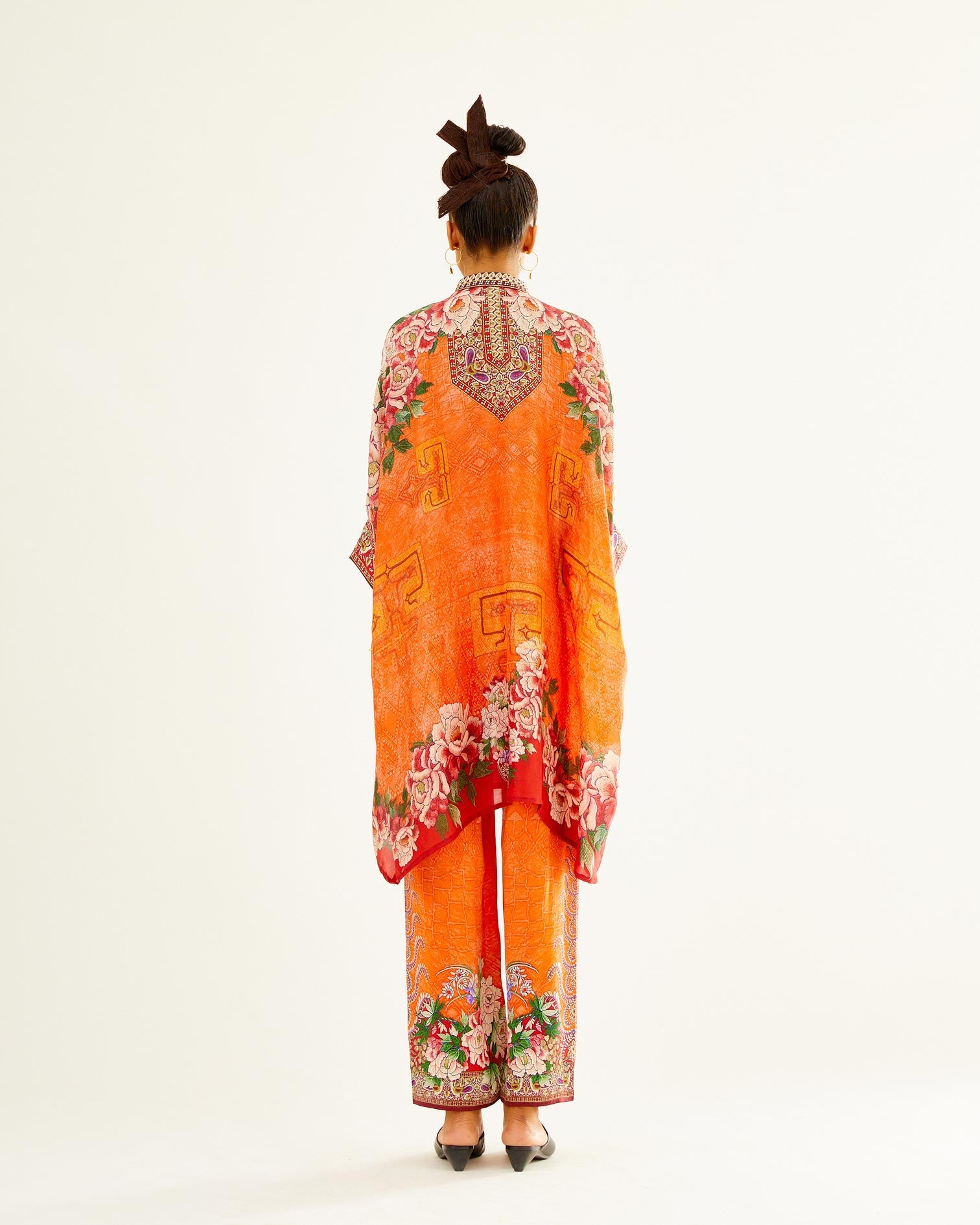 Sayuri : Chanel 36" - Orange