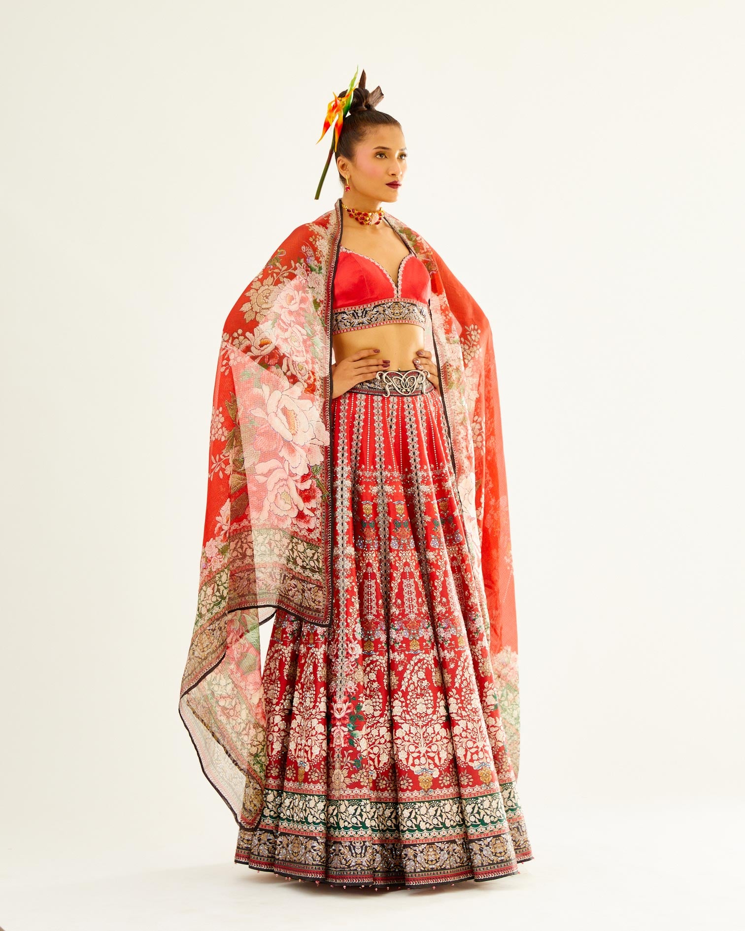 Sayuri : Leela - Red