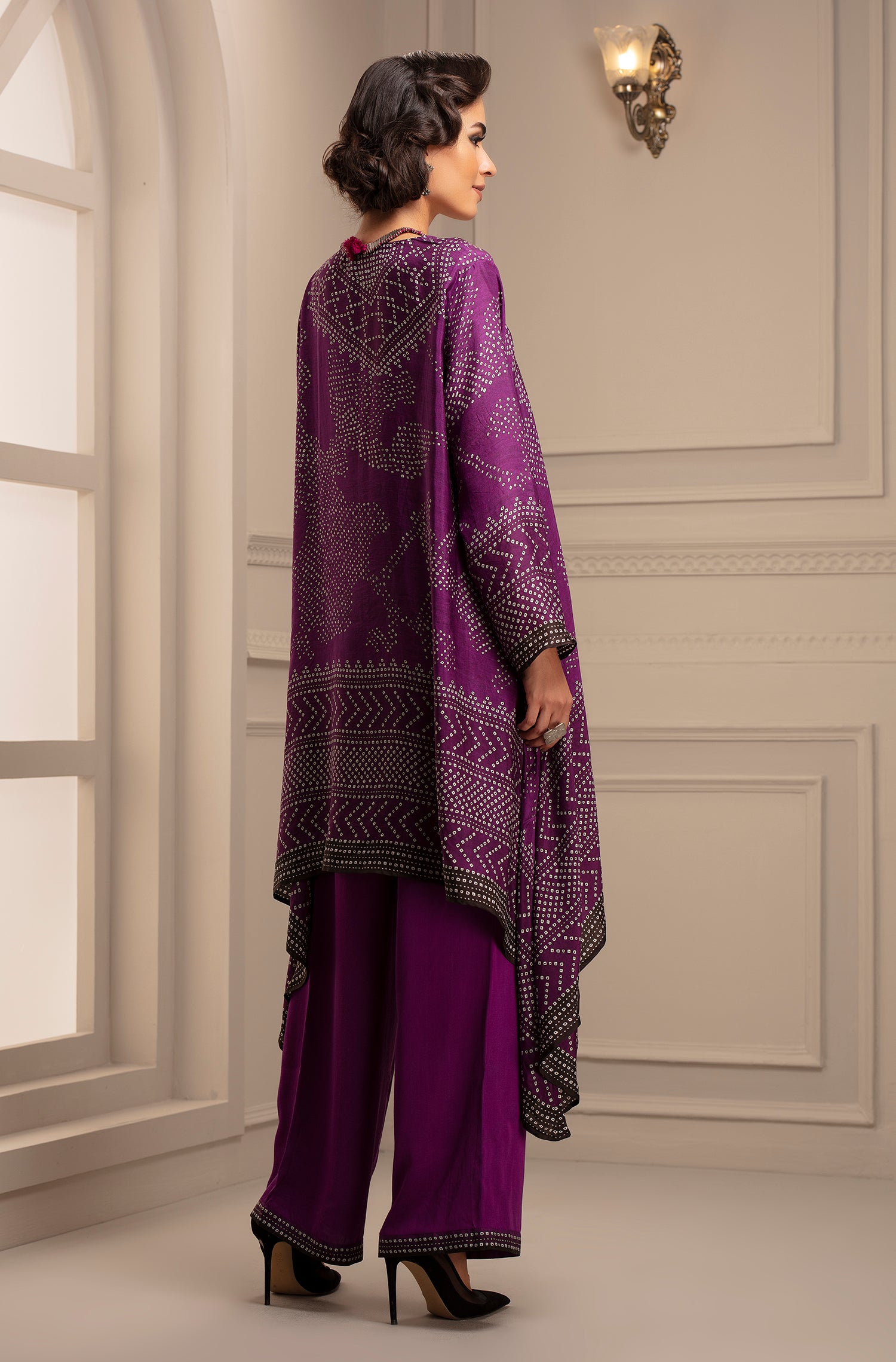Beendi : Navya Purple + Paloma