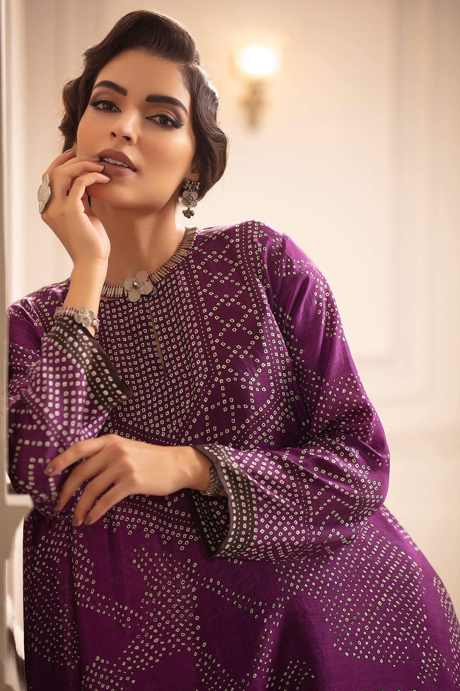 Beendi : Navya Purple + Paloma