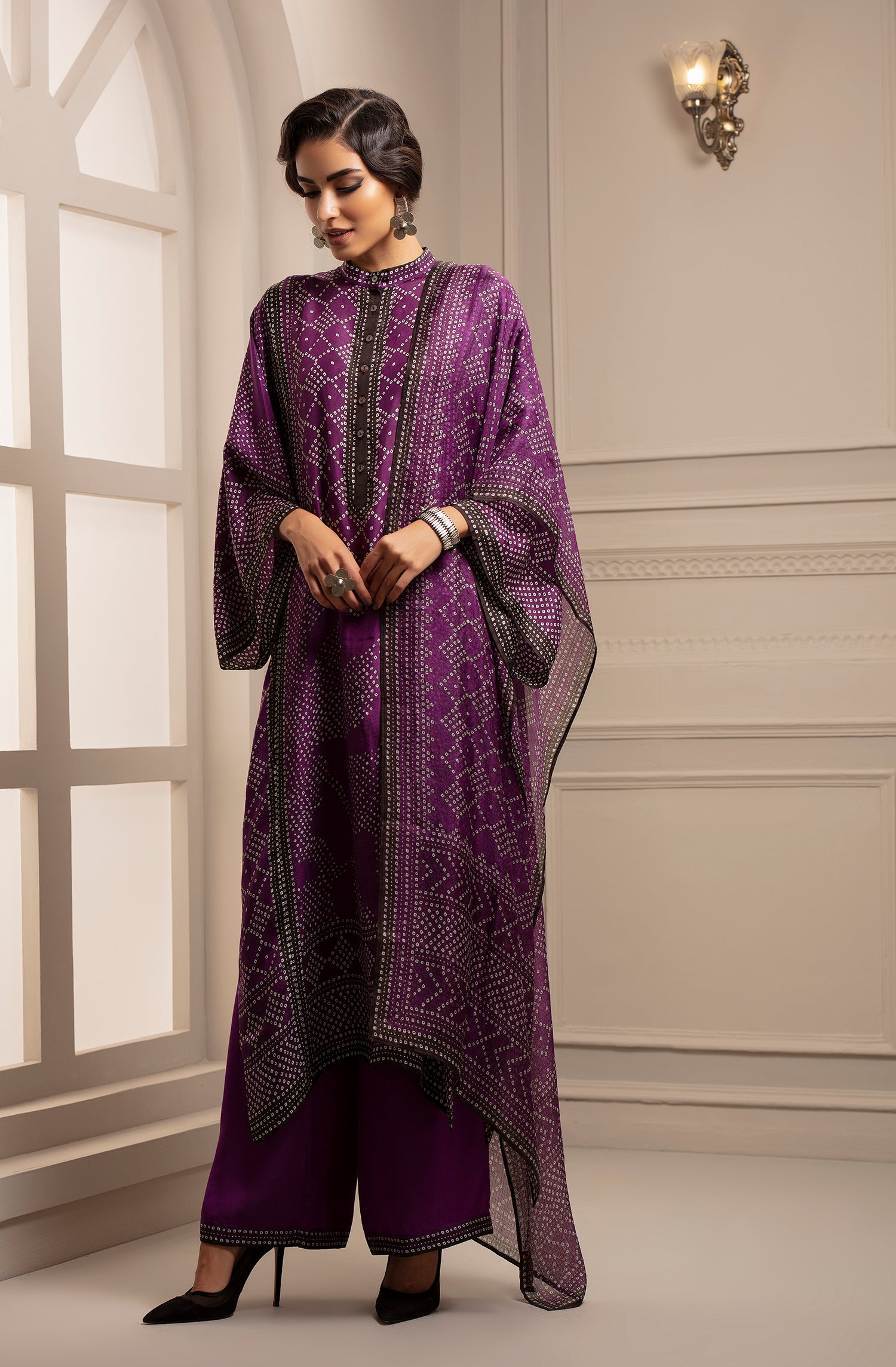 Beendi : Gayatri Purple + Irem + Paloma