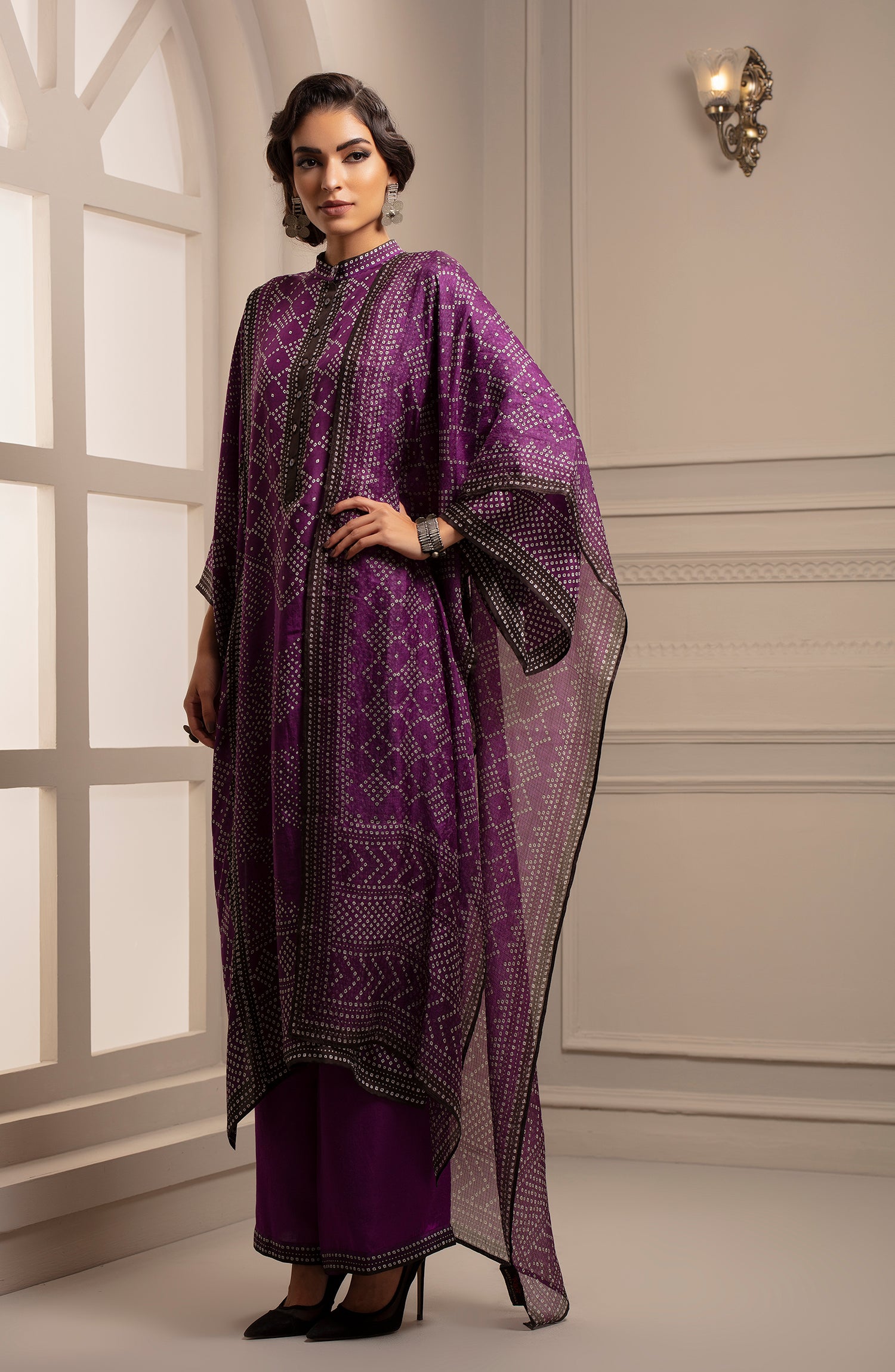 Beendi : Gayatri Purple + Irem + Paloma