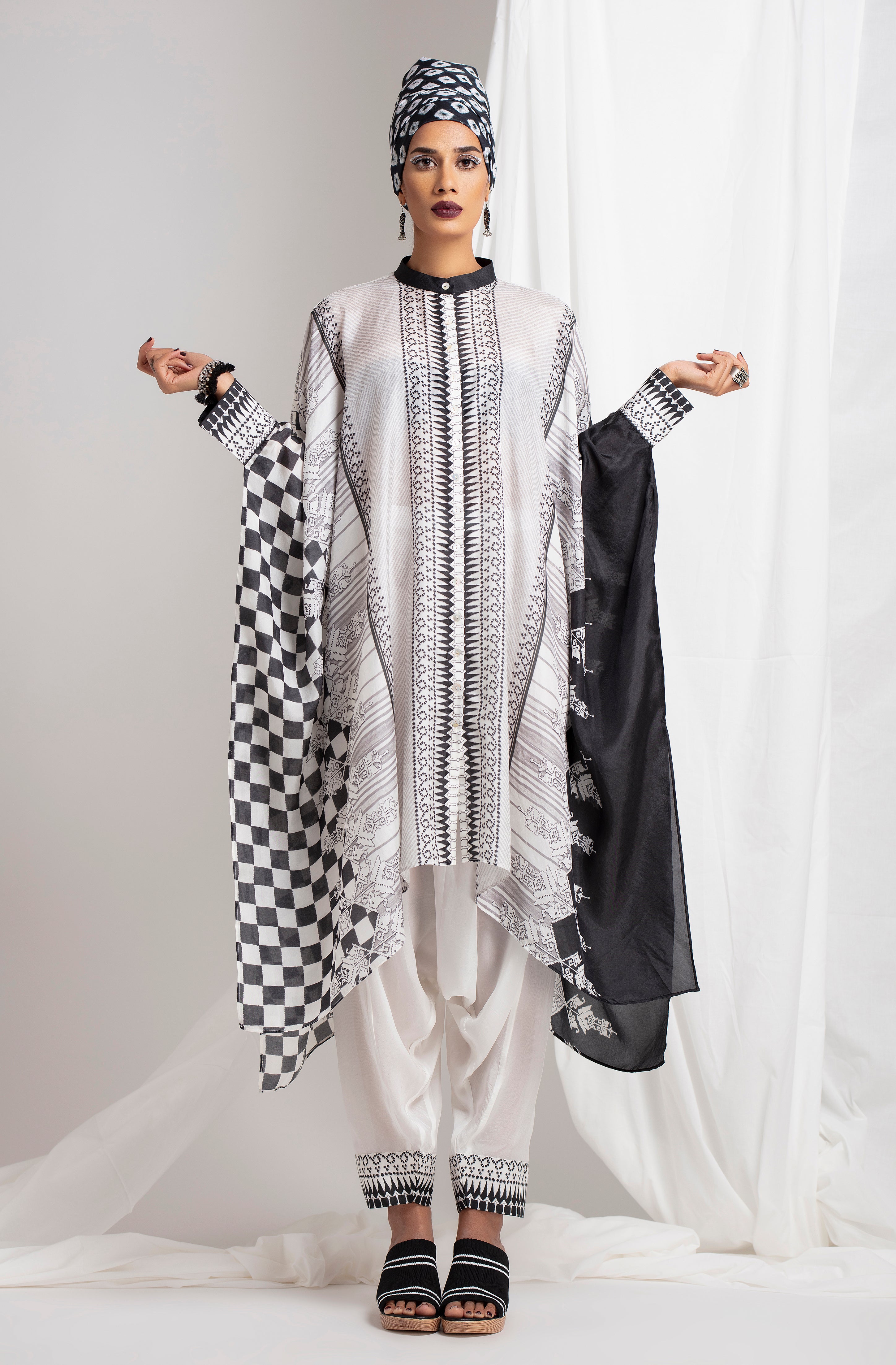 Kilim : Kavita