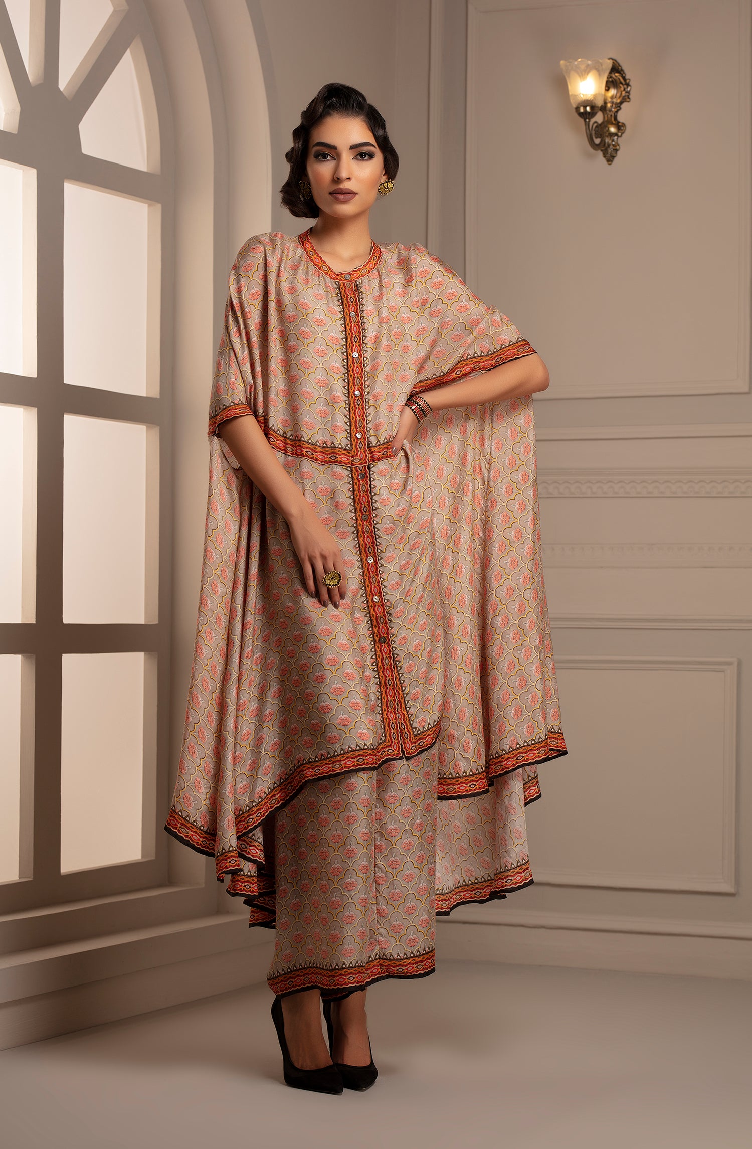 Jodha : Caprice Permaz Dove