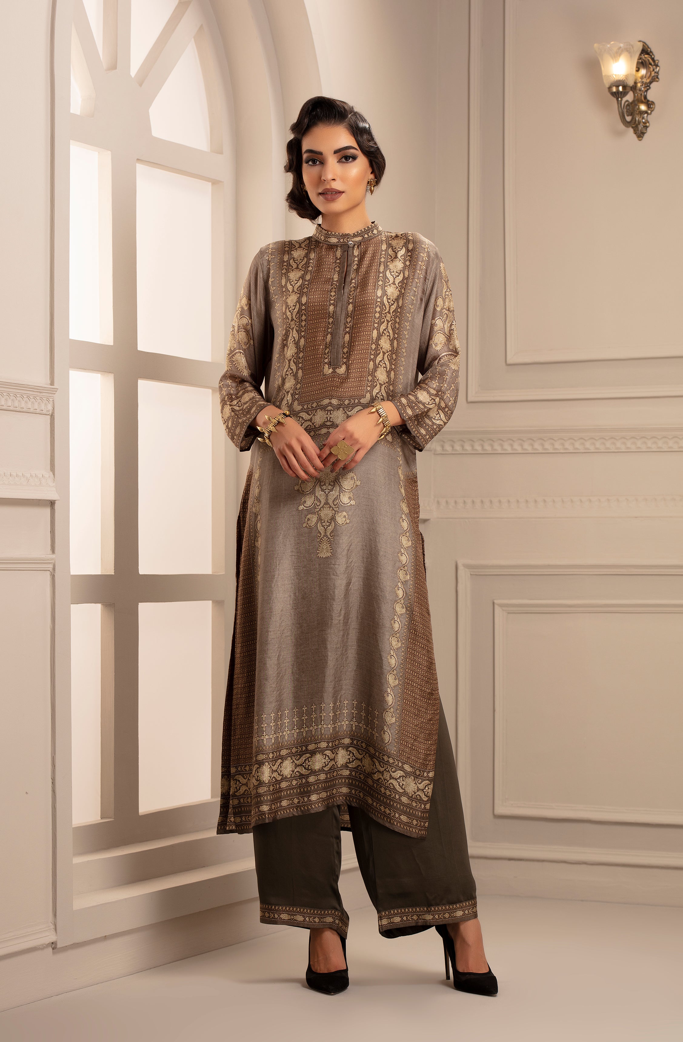 Banaras : Champa (pewter)