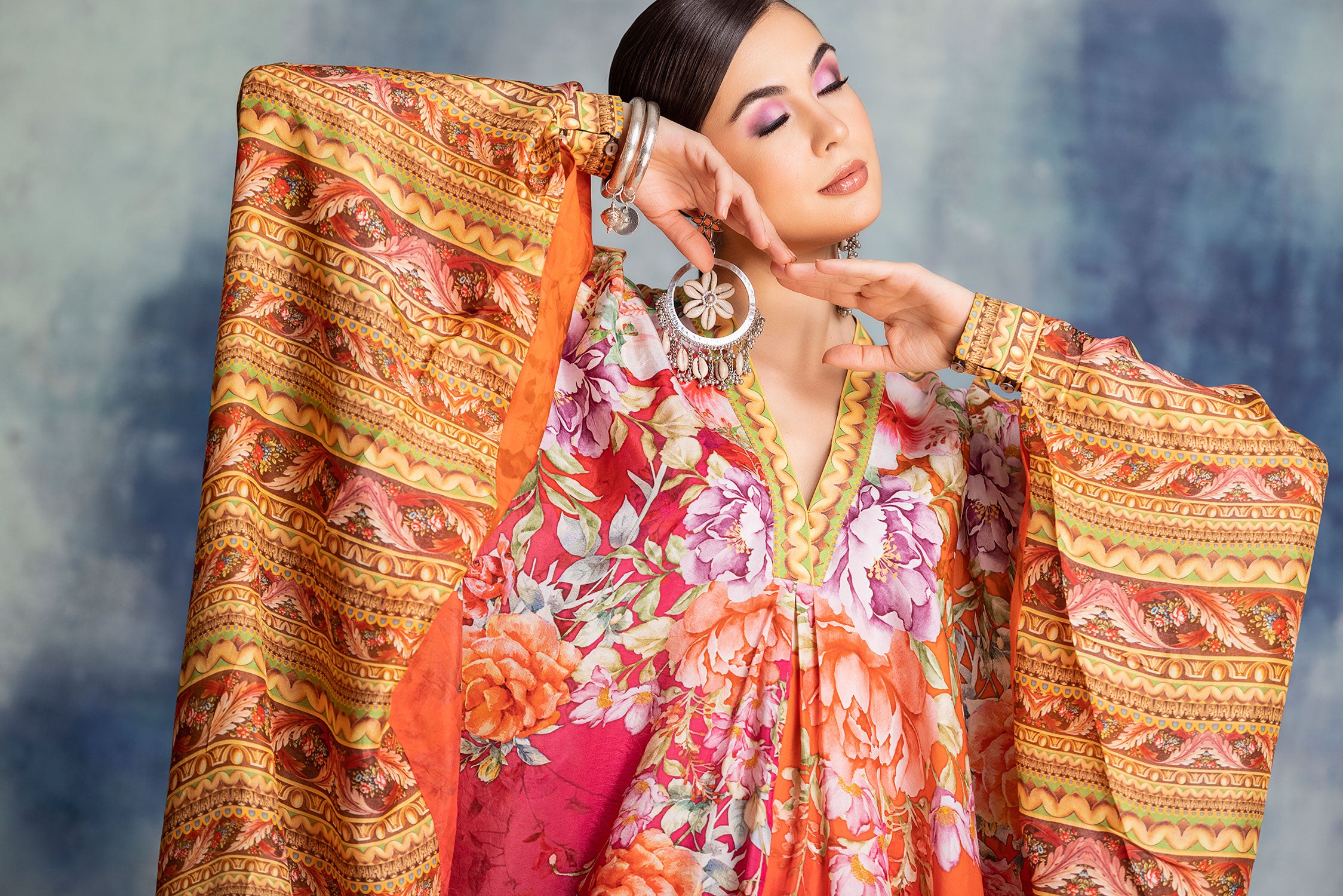 Roses : Naazia - Fuchsia